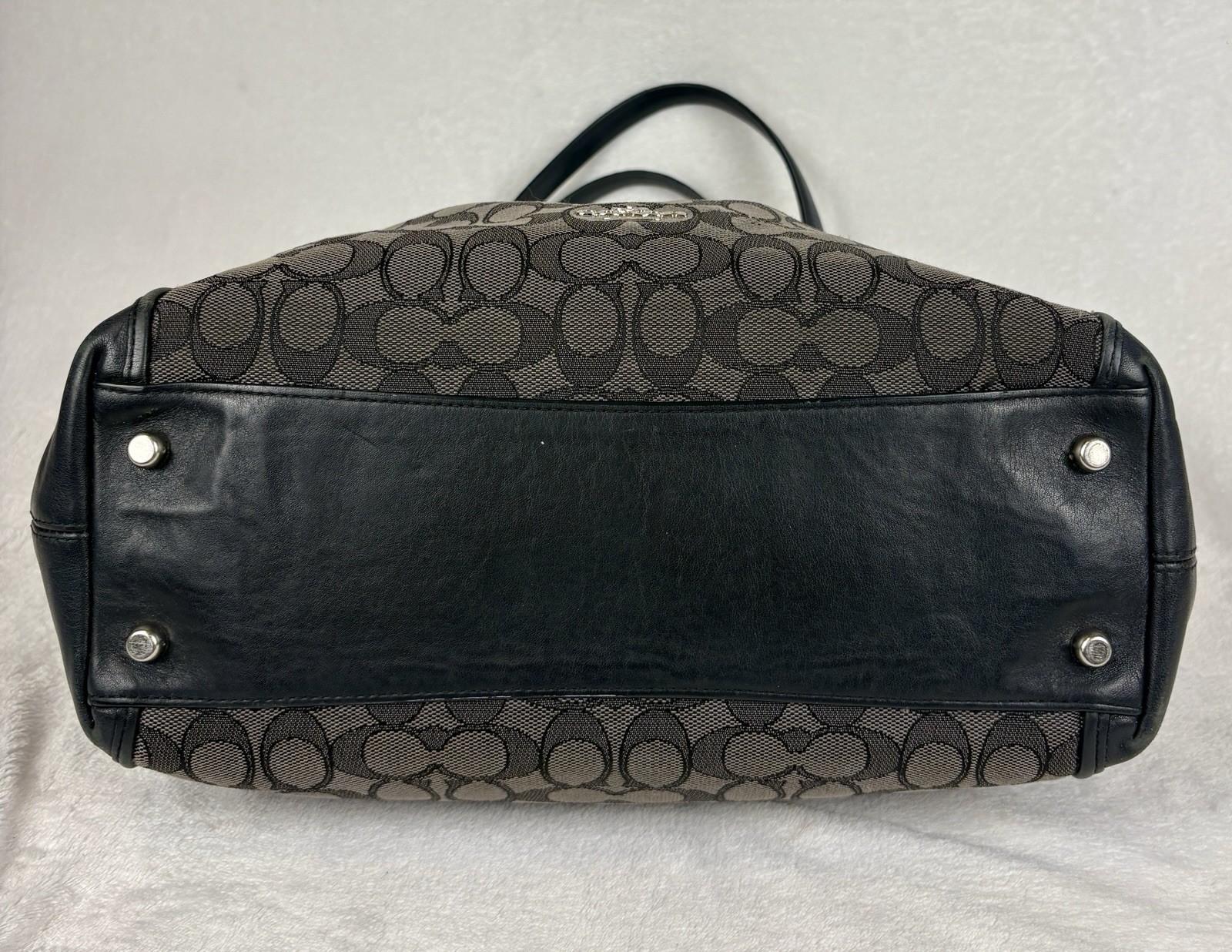 Coach Edie 31 In Signature Jacquard And Black Leather Trim With Charm