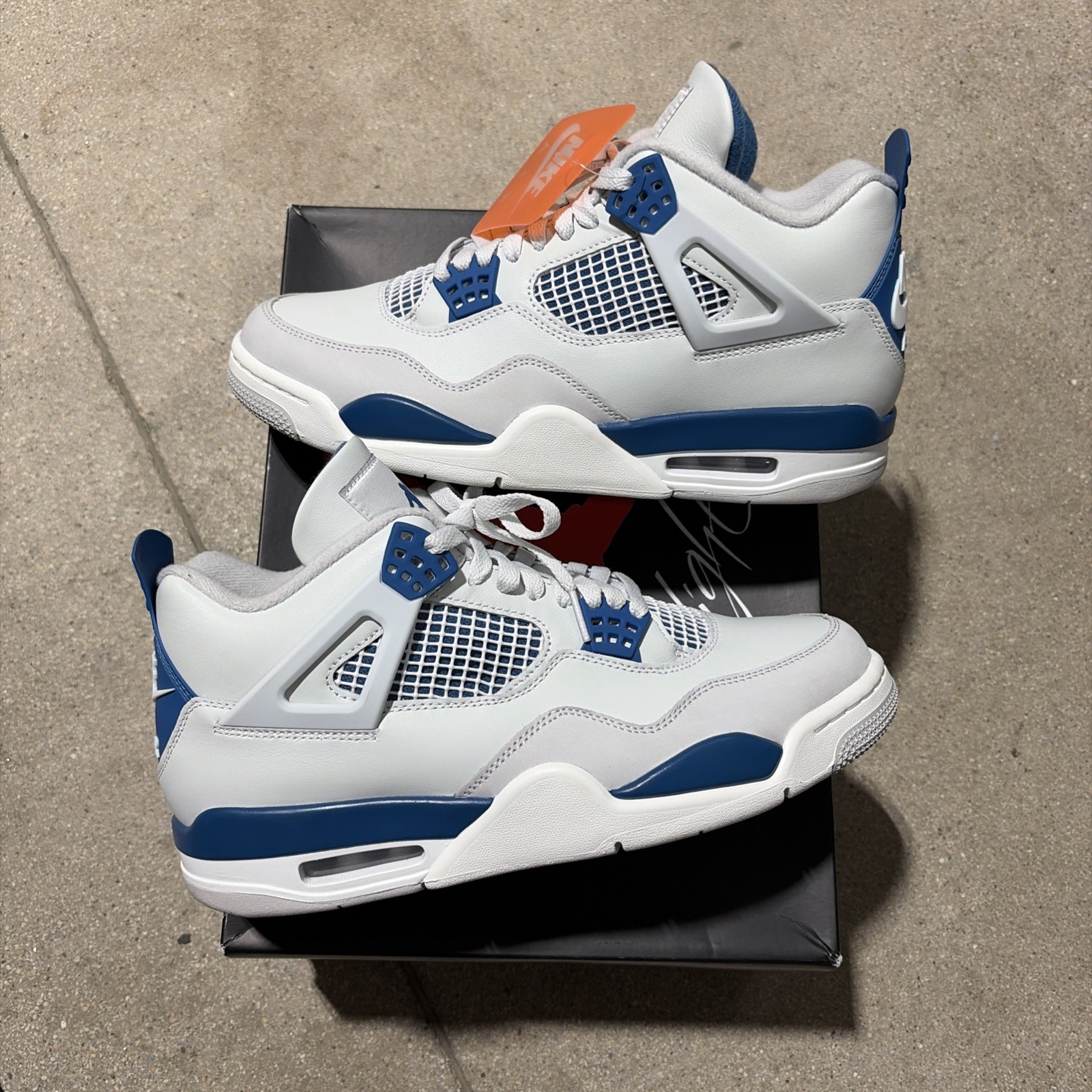 Size 9.5 – Air Jordan 4 Military Blue Gently Worn Ships NOW