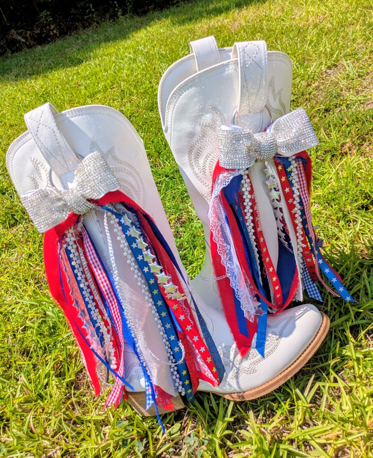 Red White & Blue Rhinestone Cowboy Boot Bows. Western Accessories Cowgirls Bling
