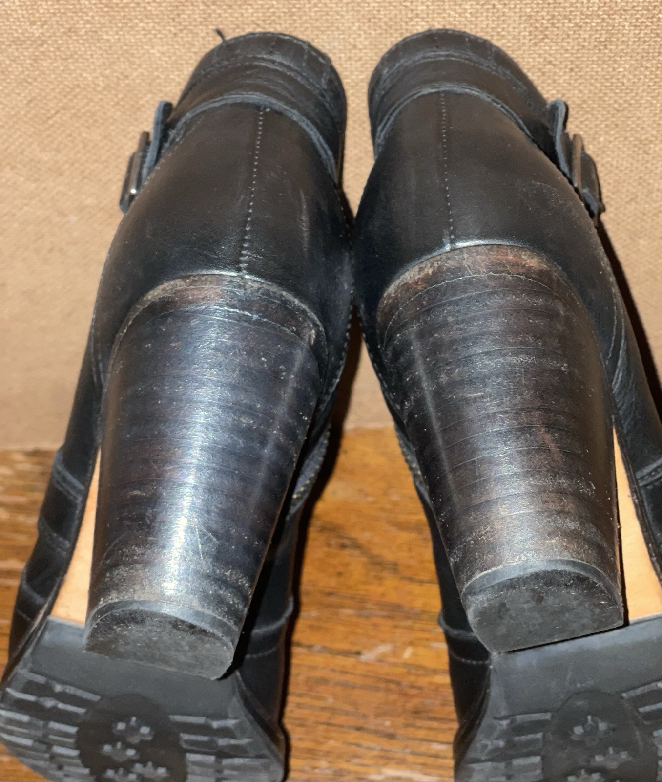 Ariat 450003278 Size 36.5M / US 6B Women’s Black Leather Zip Side Bootie Shoes