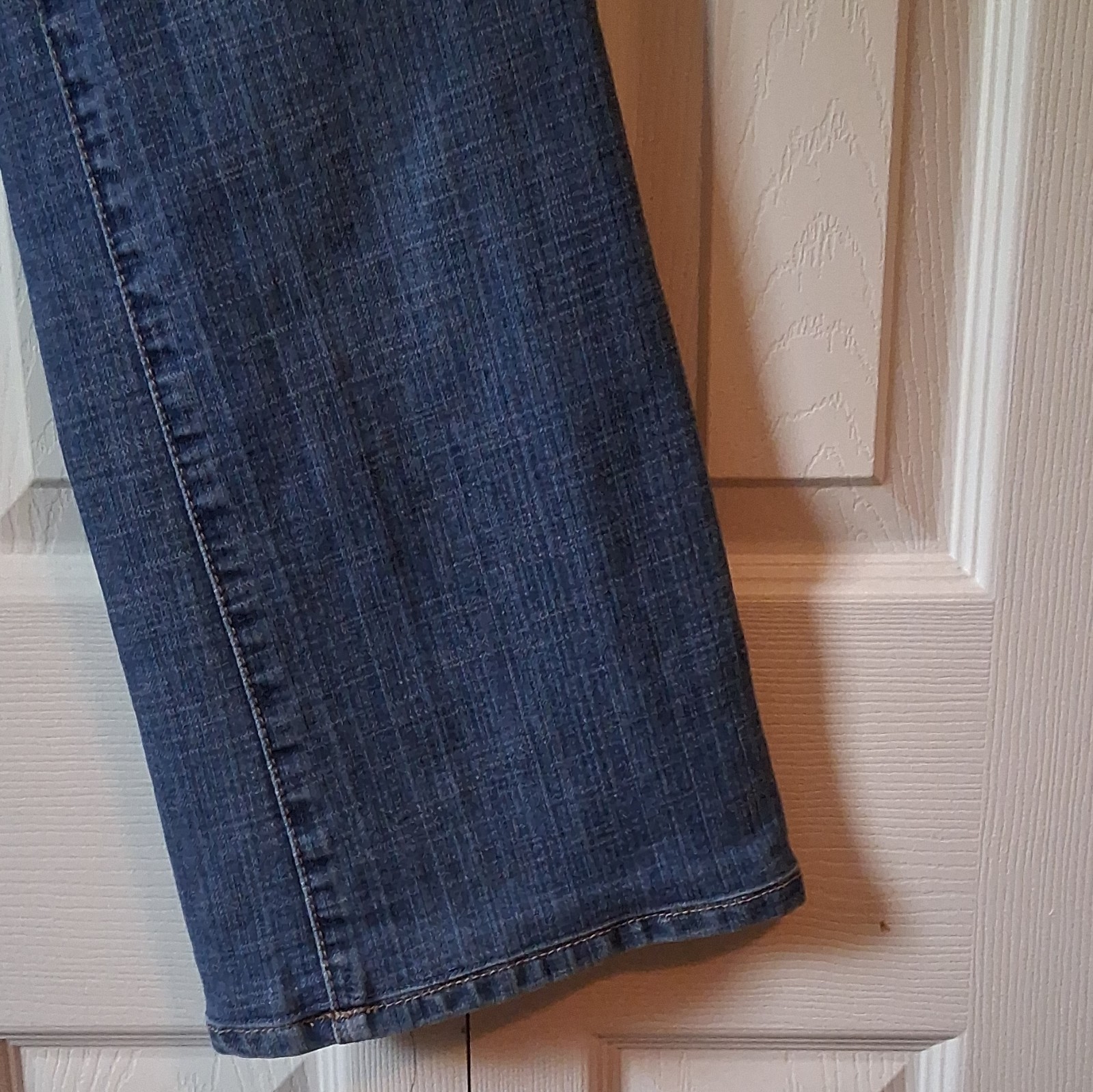 Seven7 Women’s Bootcut Blue Medium Wash Denim Jeans Cotton 5-Pocket Embroidered