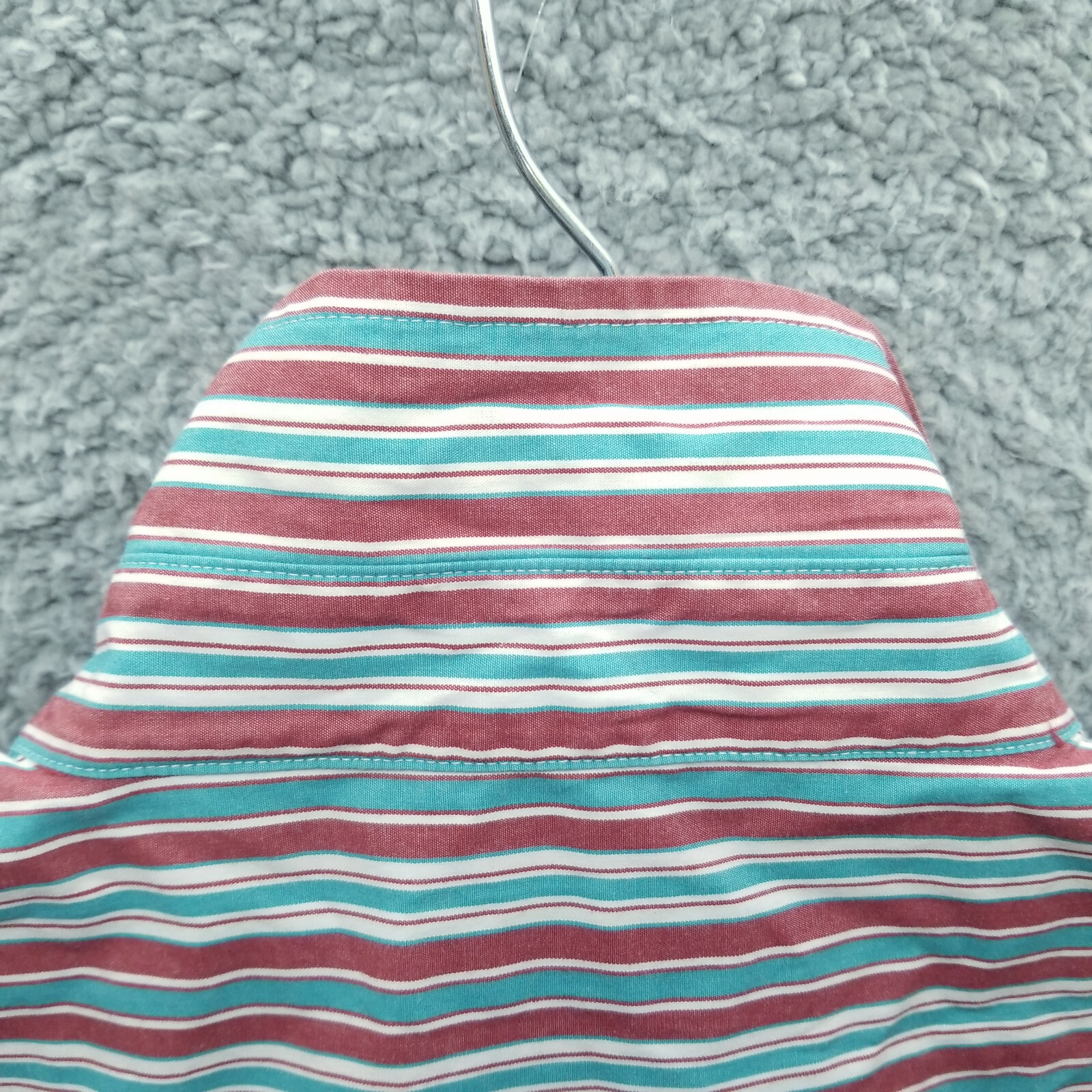 Scandia Woods L Striped Multicolor Button-Down Shirt 50.25″ 28.75″ 10.25″
