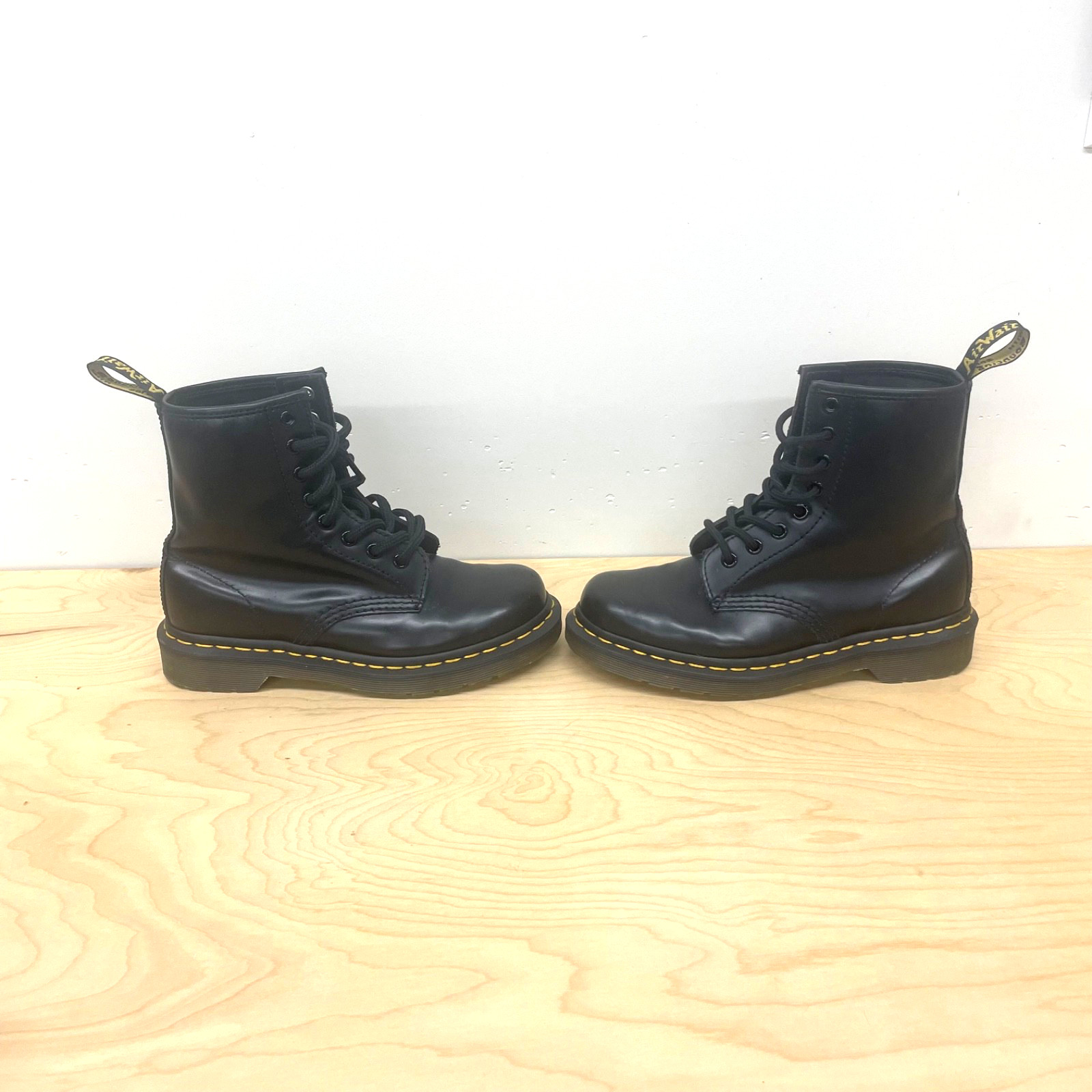 Dr. Martens 1460 Black Leather 8-Eye Boots Mens 4 Womens 5 UK 3 Classic AirWair