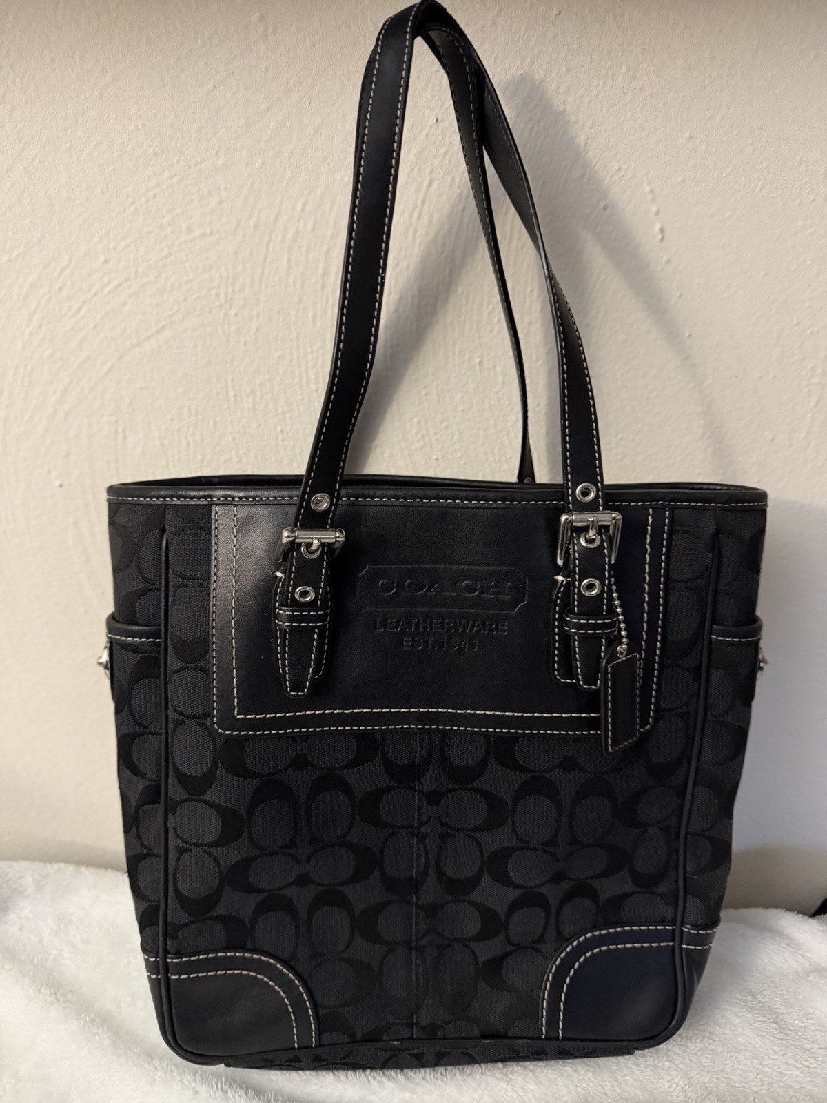 Coach Black Signature Zip Tote Shoulder Bag Silver Hardware Hang Tag Pockets