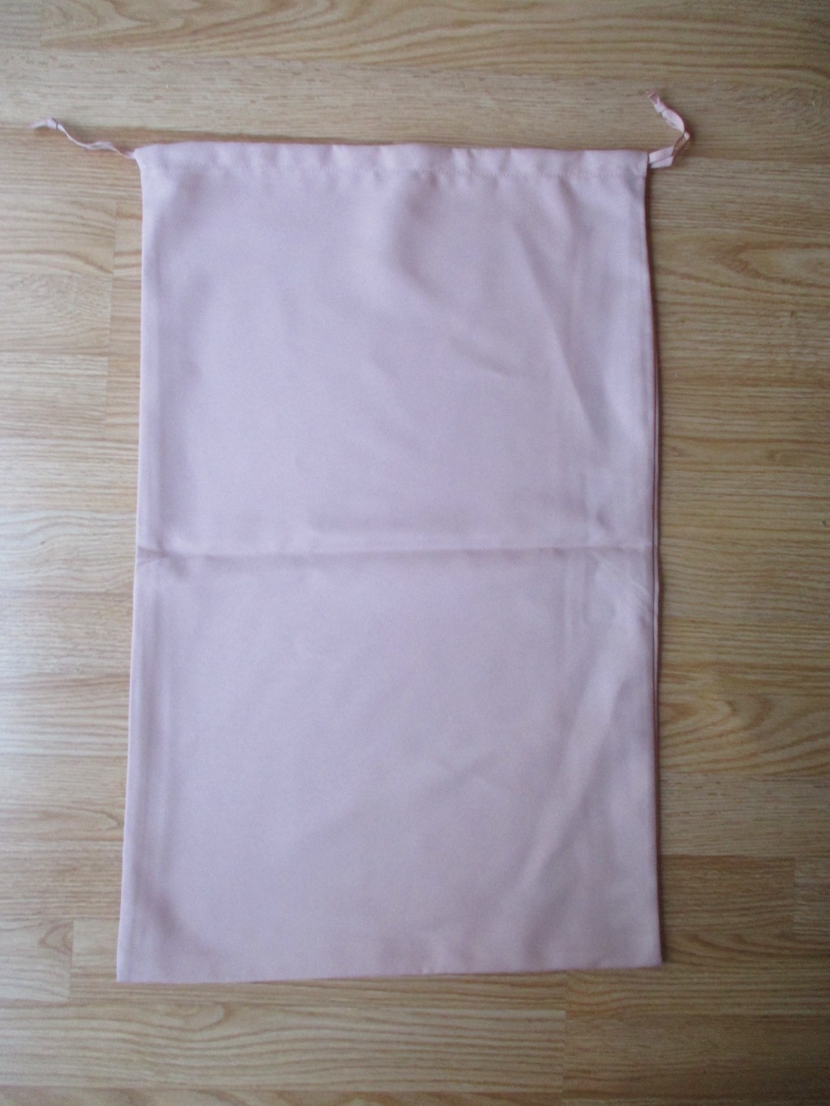 Stuart Weitzman Drawstring Dust Storage Bag 16 1/4″ W x 26 3/8″ H NEW