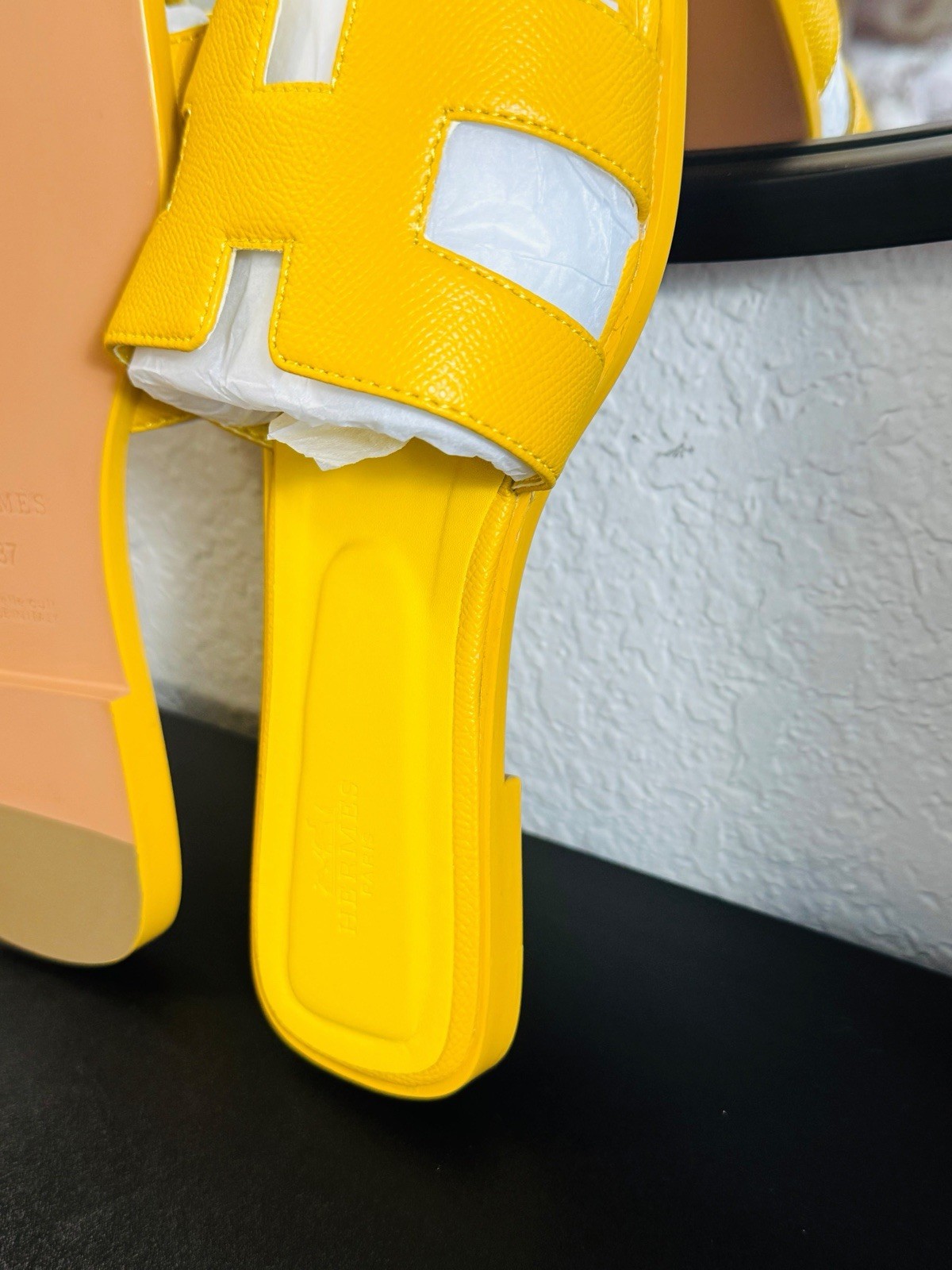 Women’s Yellow Leather Slide Sandals Slip-On Logo Accent EU 37 US 7