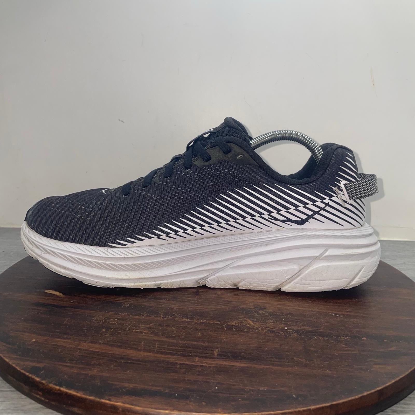 Hoka One One Rincon 2 Womens 10 Black White Athletic Running Shoes 1110515 BWHT