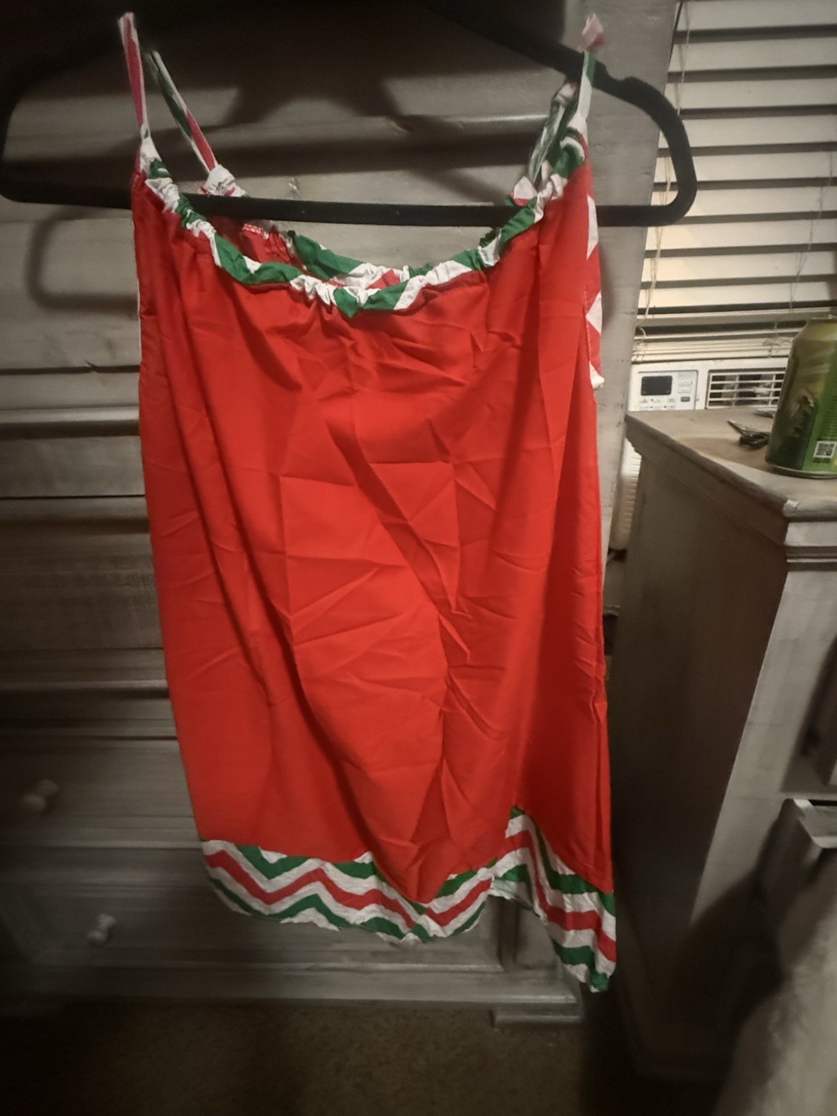 Christmas Red Bib Apron Green/White Chevron Trim Polyester 10-12T Hand Wash
