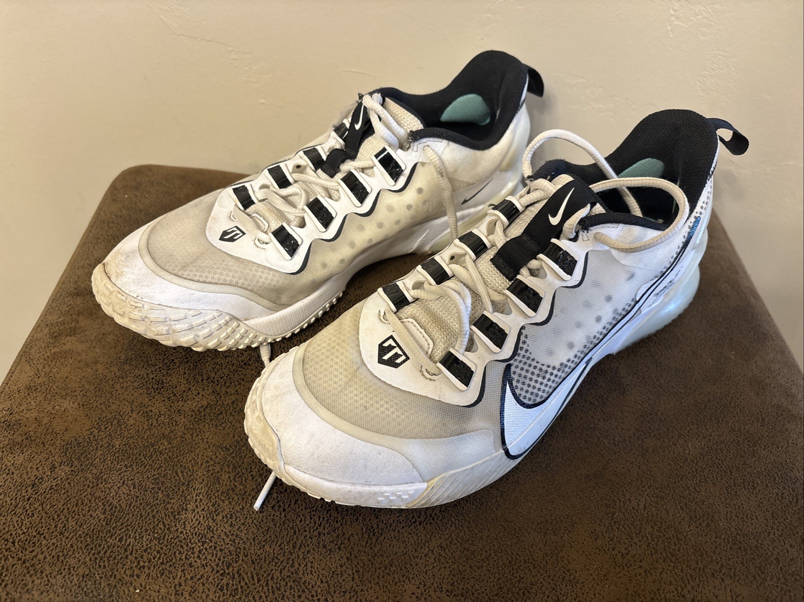 Size 9.5 Nike Trout 7 Turf CZ5916-102
