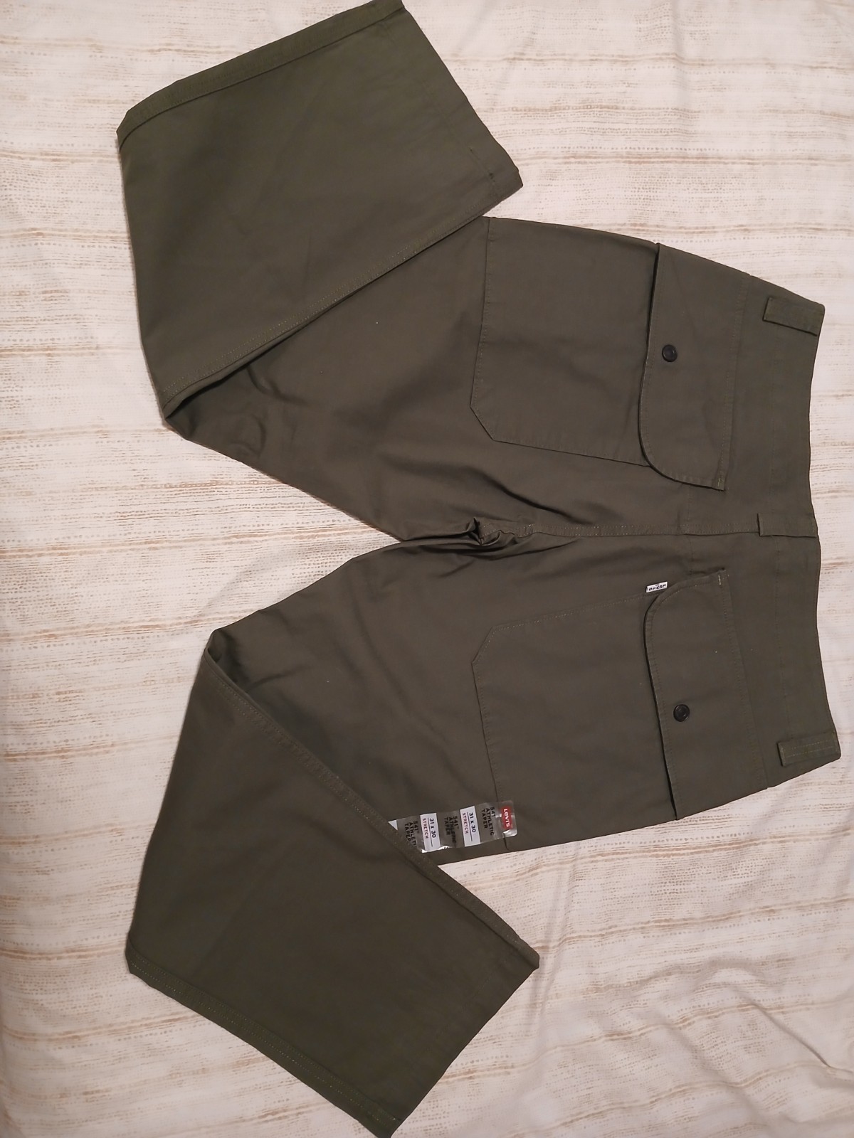 Levi’s 541 Athletic Taper Cargo Pants Stretch Green Utility 31×30 fits 33×26.5