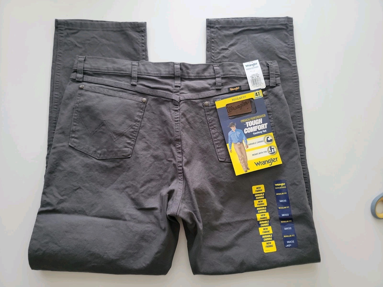 NEW Wrangler 47 Cowboy Cut Regular Fit Sz 38 x 32 Gray CANVAS STRETCH Jeans