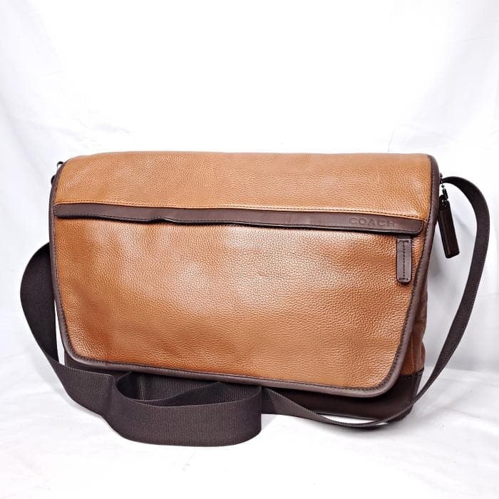 COACH CAMDEN Pebbled Smooth Leather Messenger Bag 3a