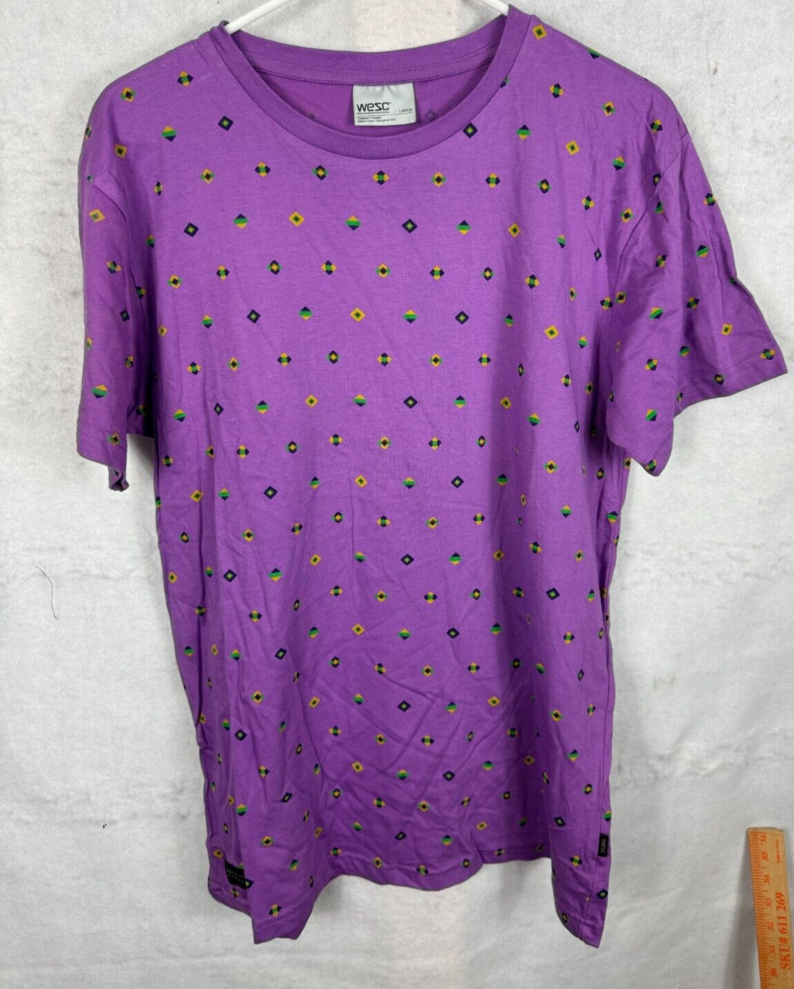 WESC Mens Large Shirt Dartenjang Purple Diamon pattern T-shirt Short sleeve Crew