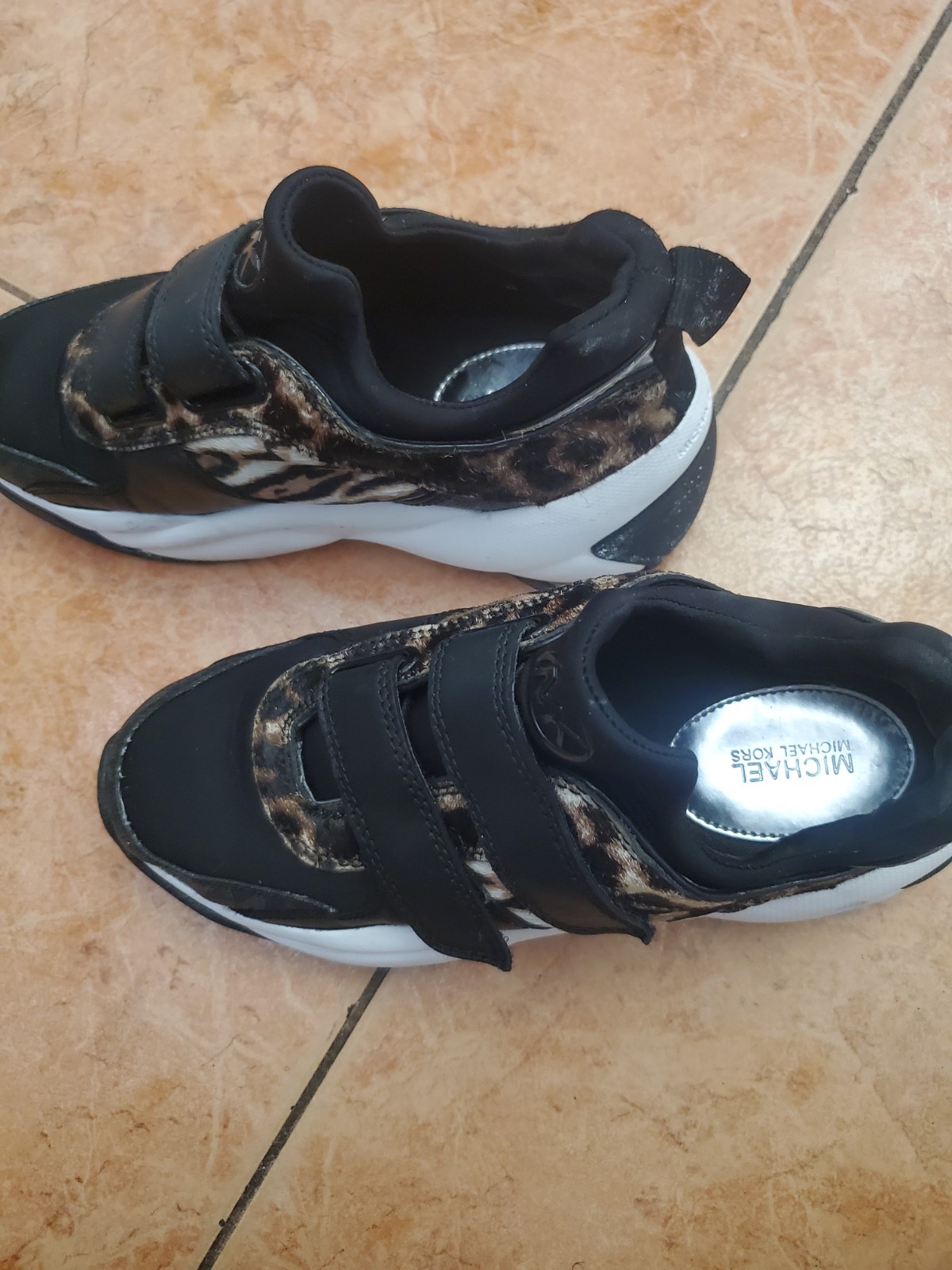 MICHAEL Michael Kors Black Animal Print Hook & Loop Low Top Sneakers