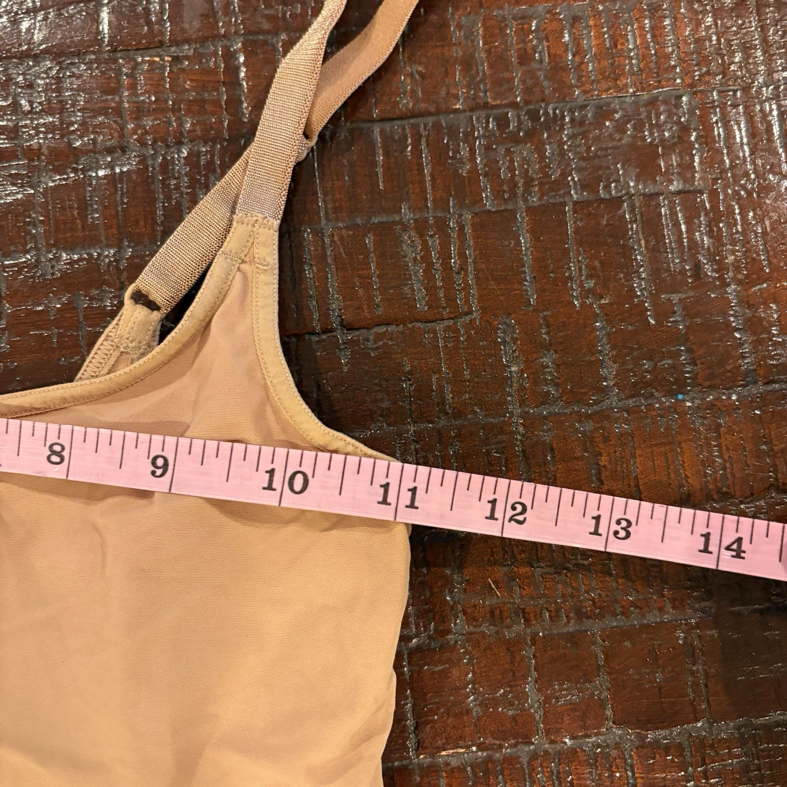 3600 Hanro of Switzerland Nude Underwire Tank 32C