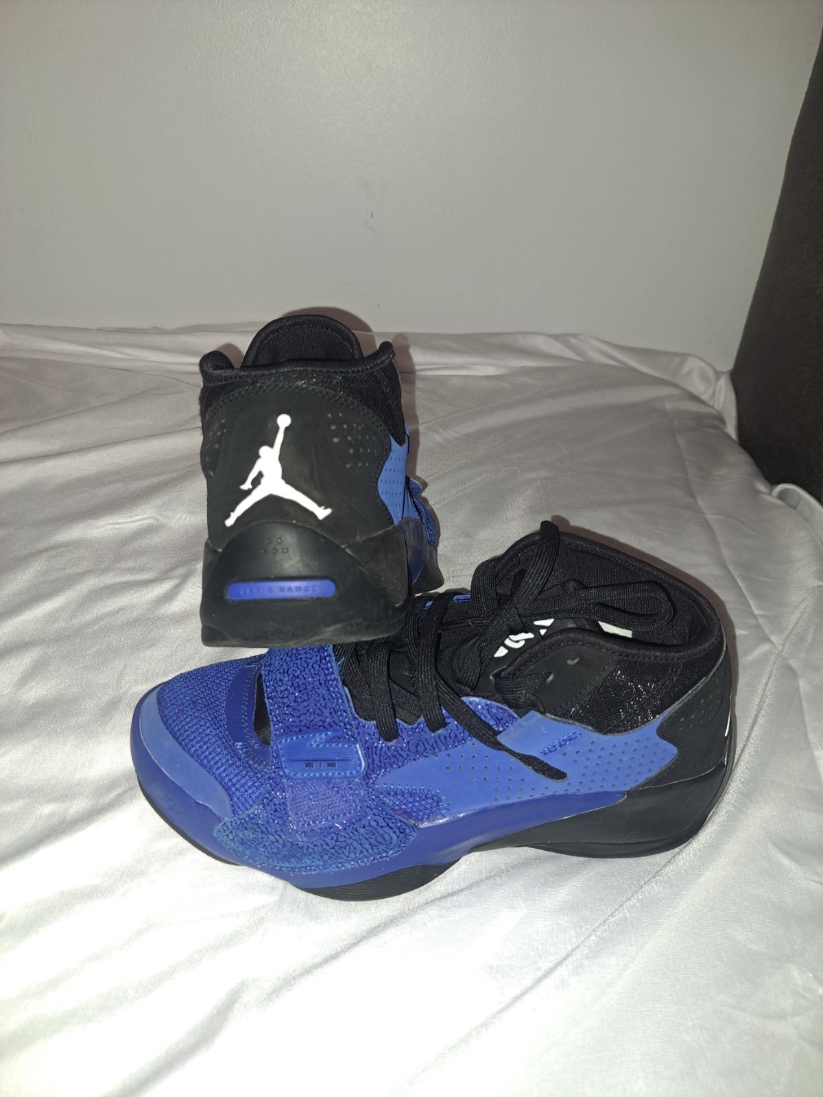 SIZE Y7. – Jordan Zion 2 “ONE NEVER DONE” HYPER ROYAL / BLACK