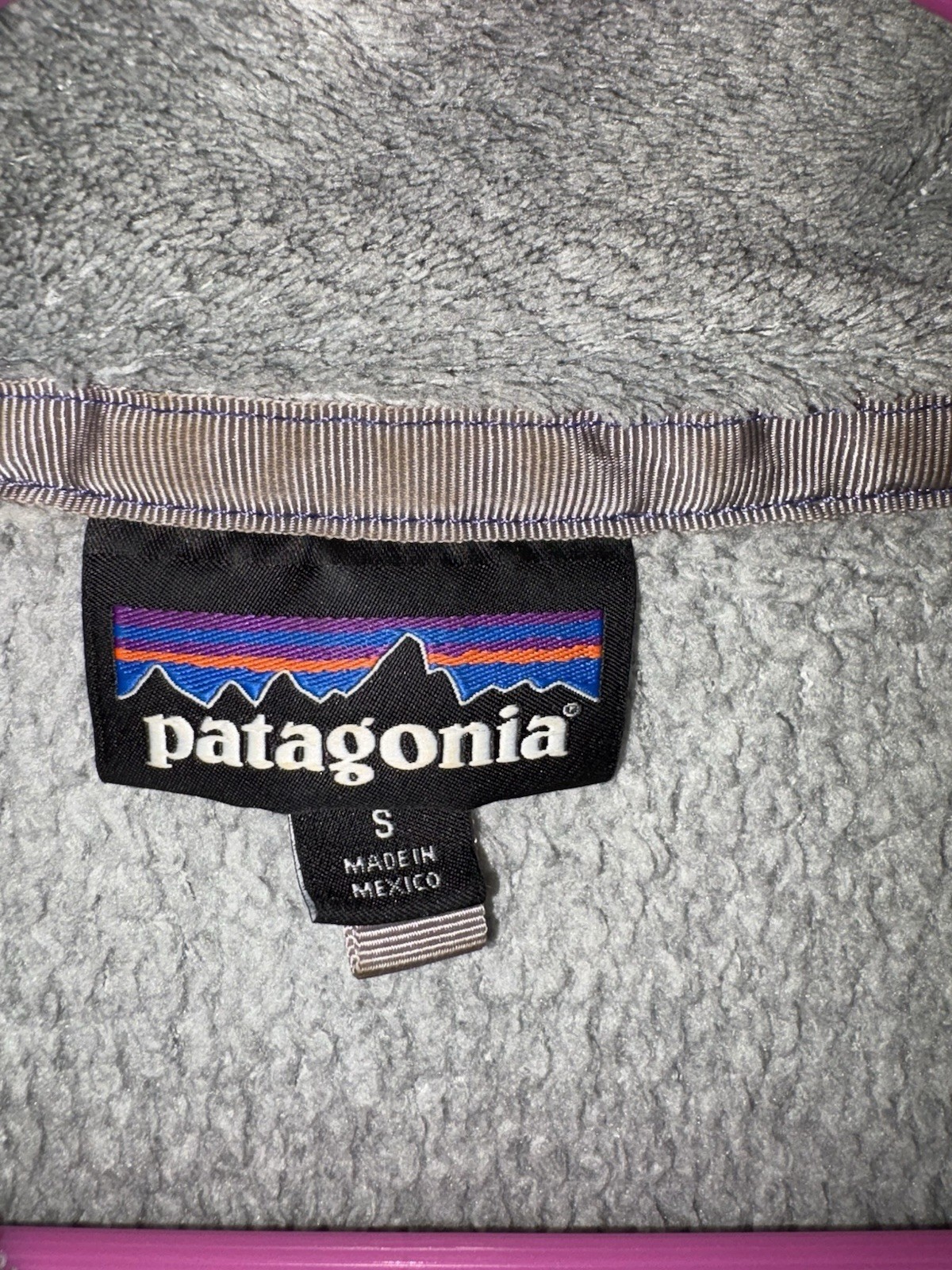 Patagonia Synchilla Women’s Snap Pullover Jacket Gray/Purple Pockets Size S