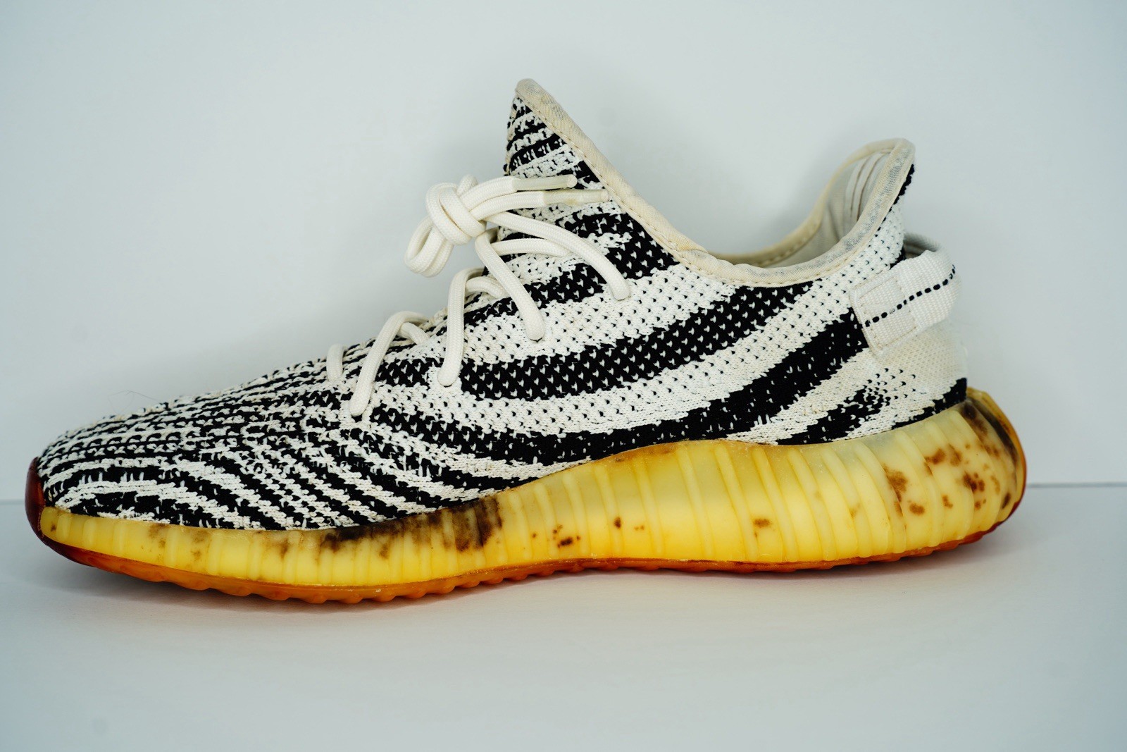 Adidas Yeezy Boost 350 V2 Zebra CP9654 Men’s Size 11 Authentic SPLY-350