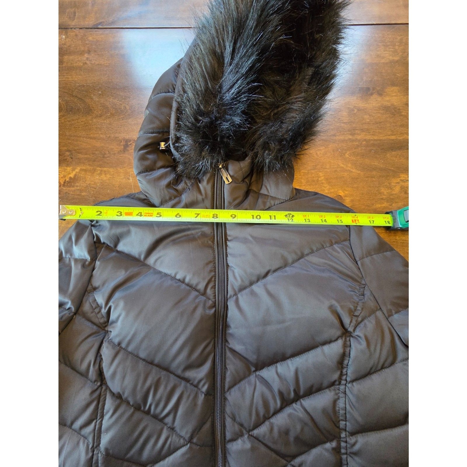 Kenneth Cole Reaction Black Down Puffer Coat Faux Fur Hood Medium M