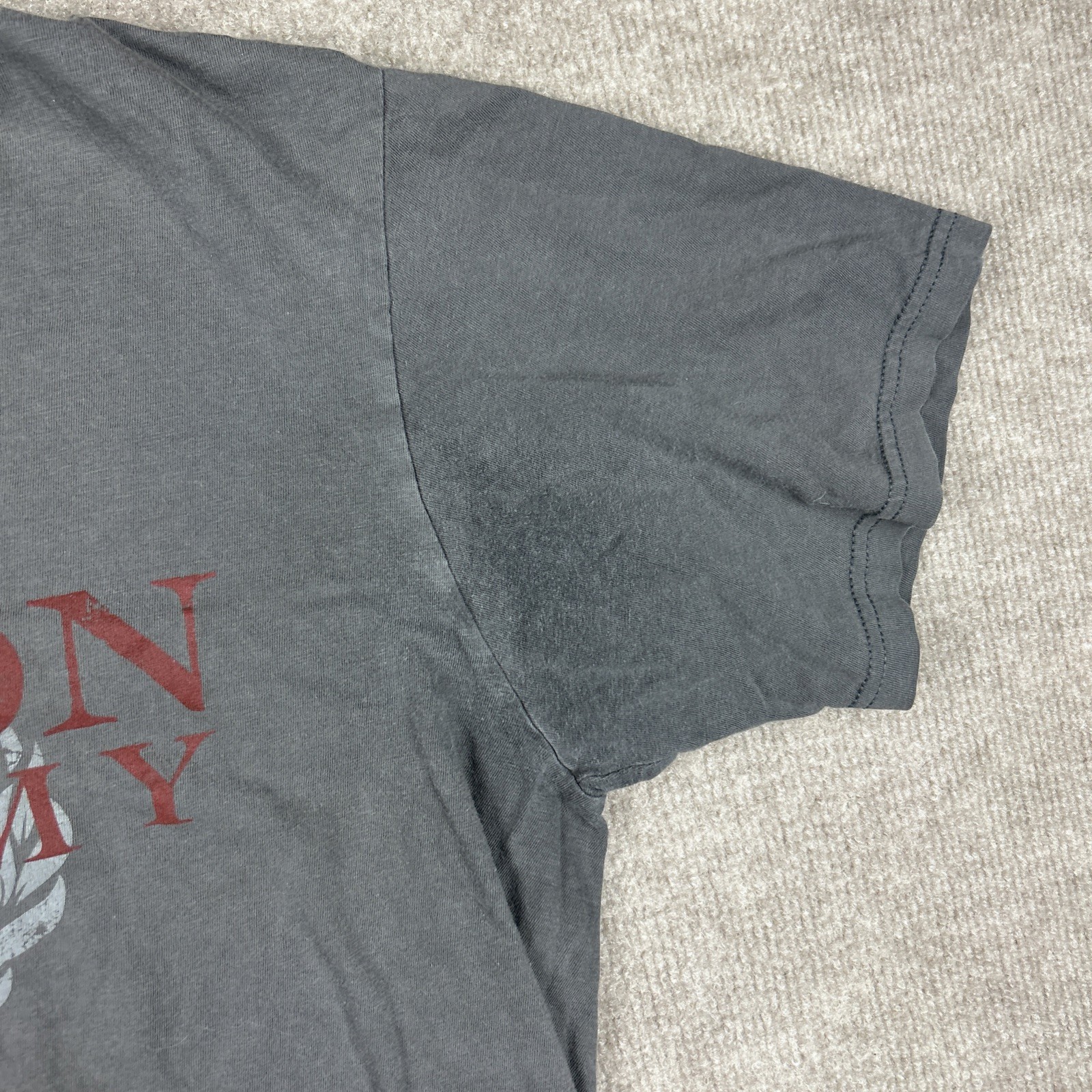 Rooster Teeth RWBY Beacon Academy Huntsmen Huntress Men’s Grey T-Shirt Medium