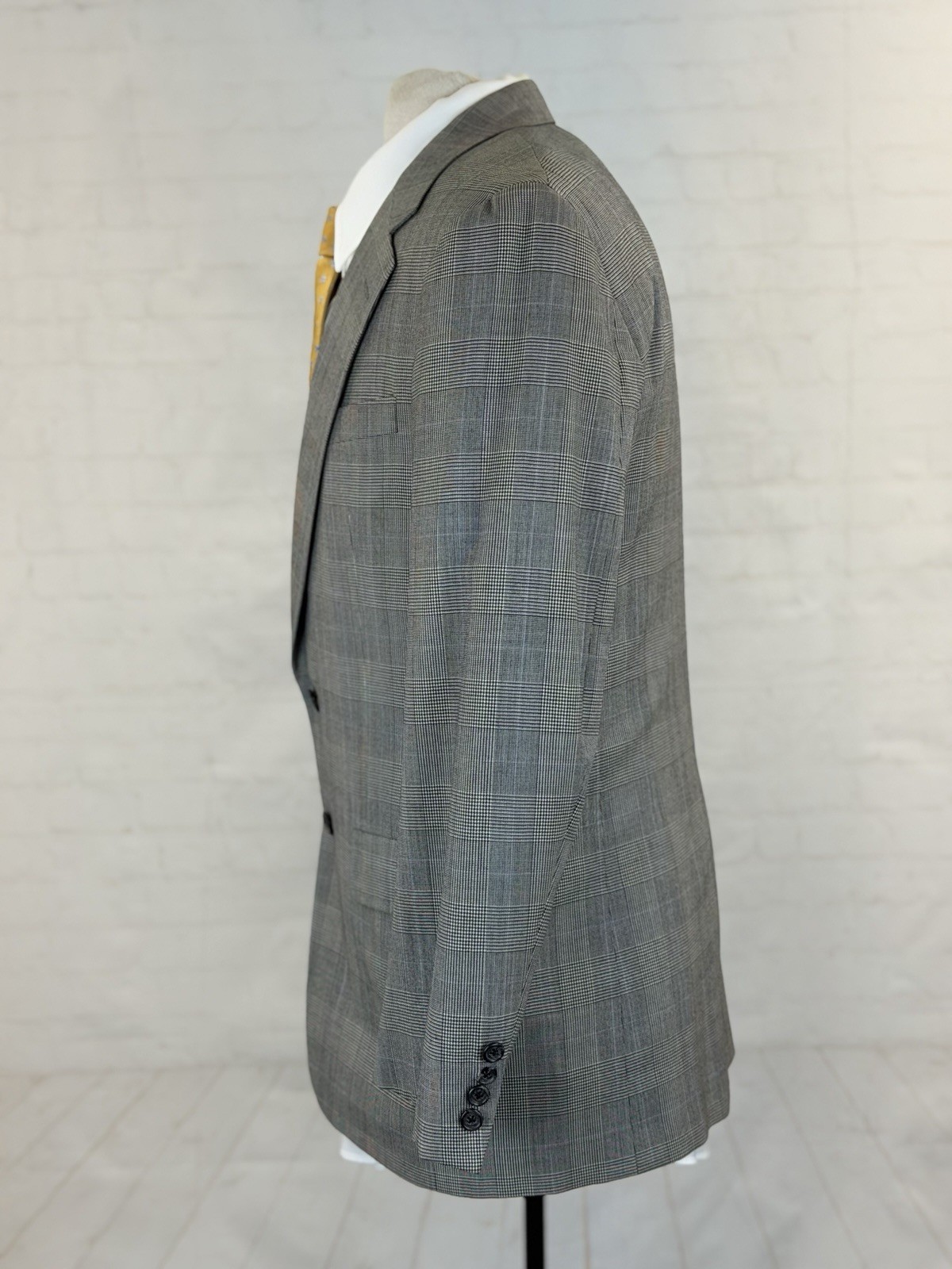 Hickey Freeman USA Men’s Gray Plaid 100% Wool Blazer 40R $895 Two Button