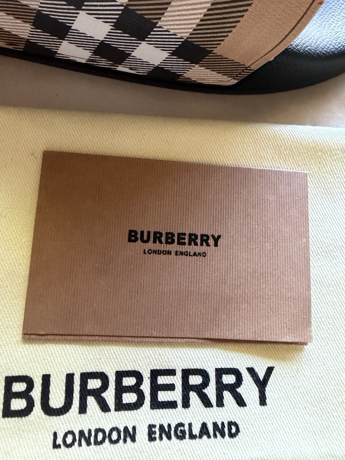 Burberry Men’s Vintage Check Slide Sandals Black/Beige Rubber EU 44 US 10.5