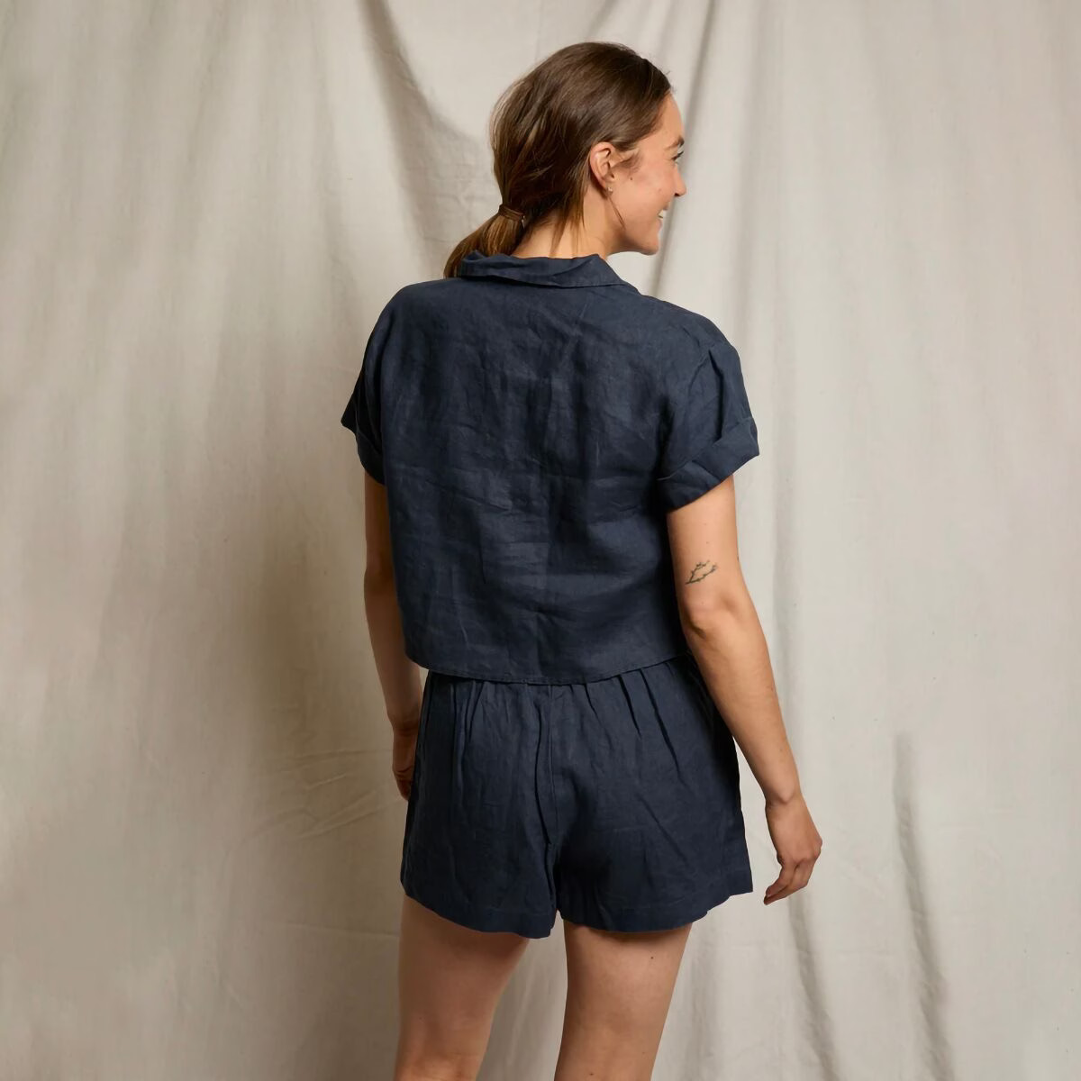 perfectwhitetee Tabitha Linen 1/4 Button Down Collared T-Shirt – Women’s