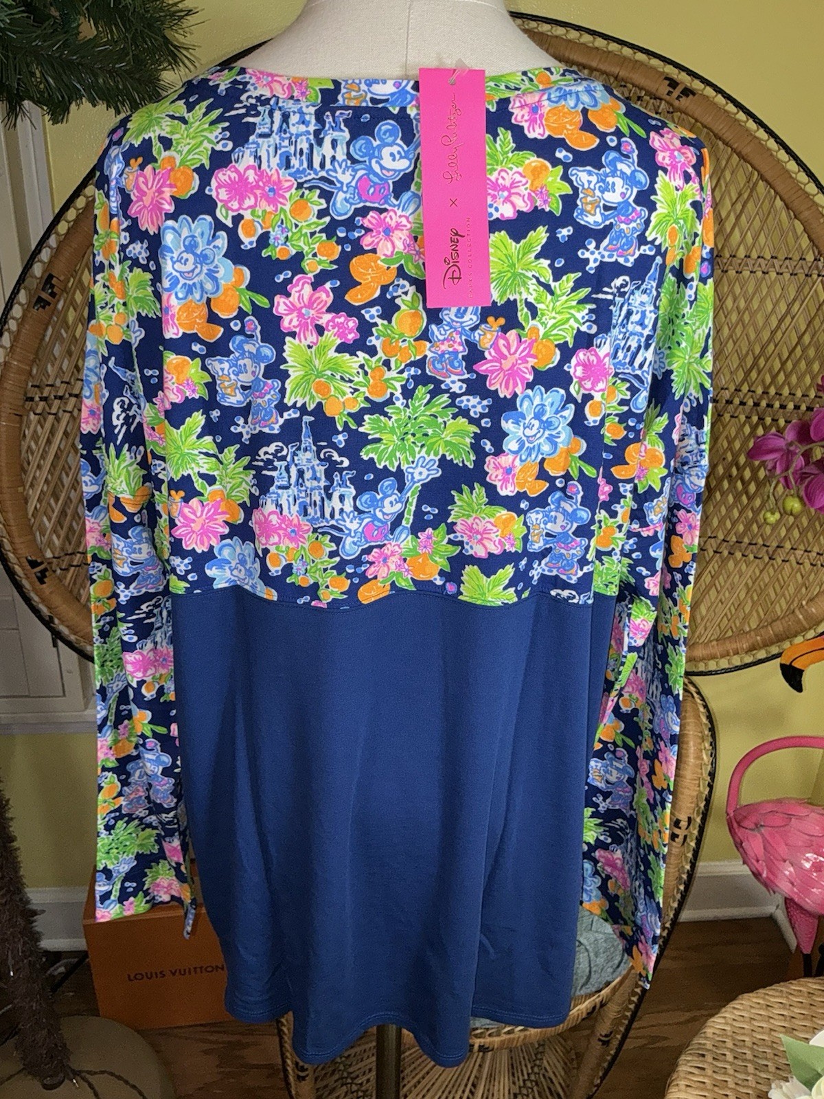 Lilly Pulitzer NWT Finn Top Lilly Loves Disney Size L,XL