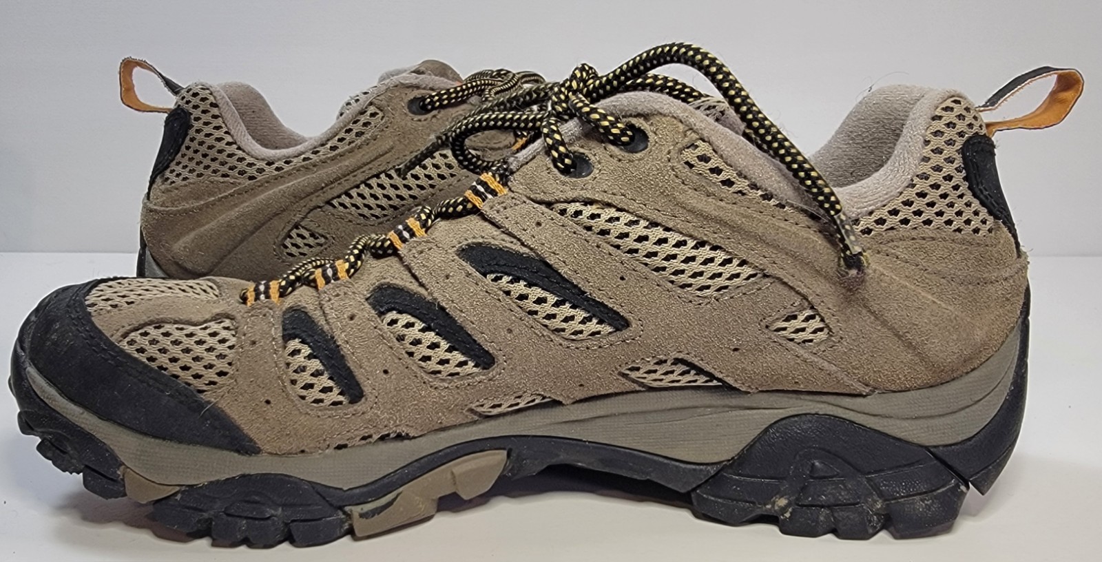Merrell Moab Ventilator Low Hiking Shoes Mens 7 Walnut Suede Trail Vibram J86595