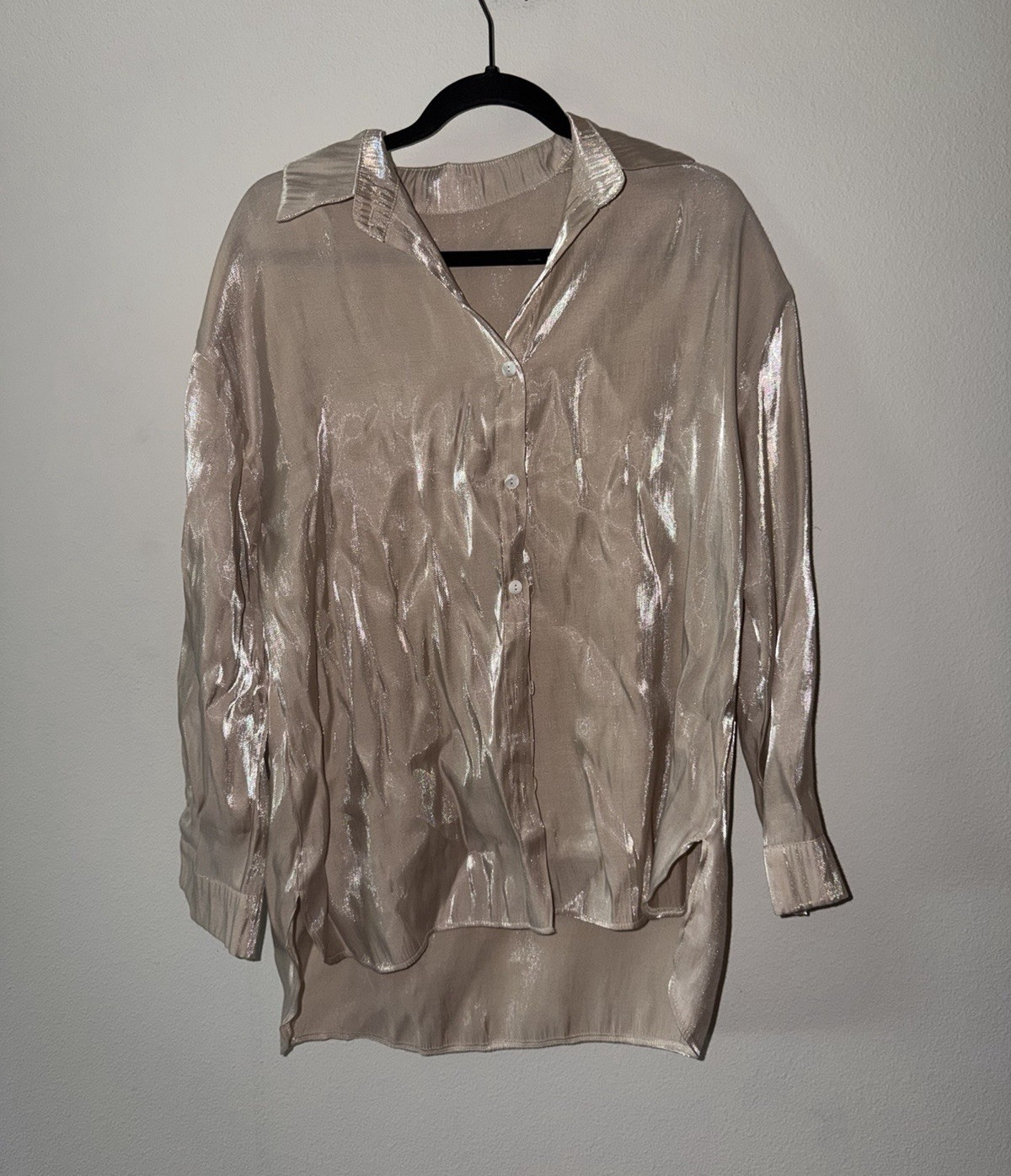 HM Women’s M Beige Solid Collared Long Sleeve Button-Front Blouse Top