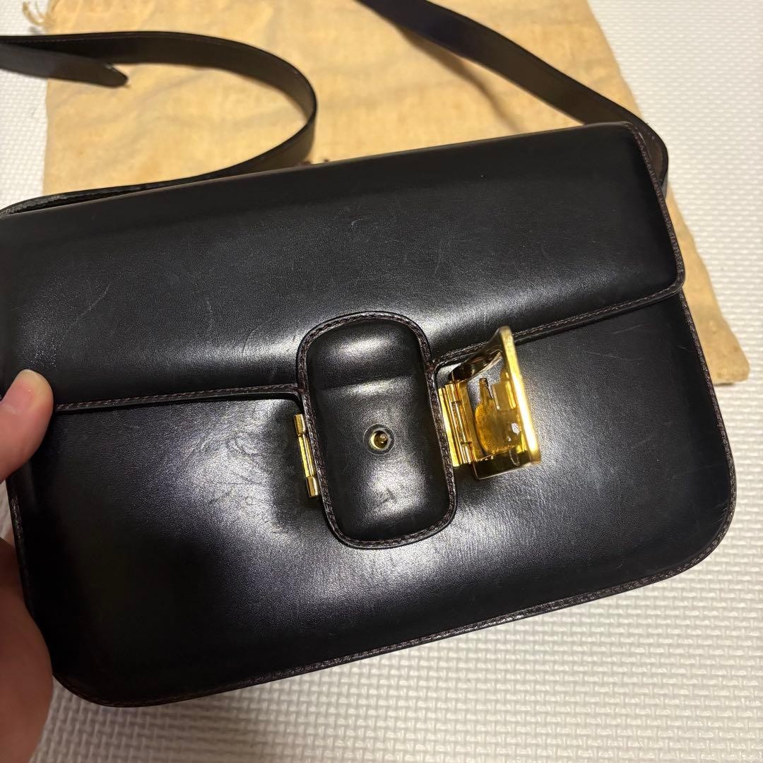 CELINE Black Leather Vintage Shoulder Bag Horsebit Carriage Hardware Authentic