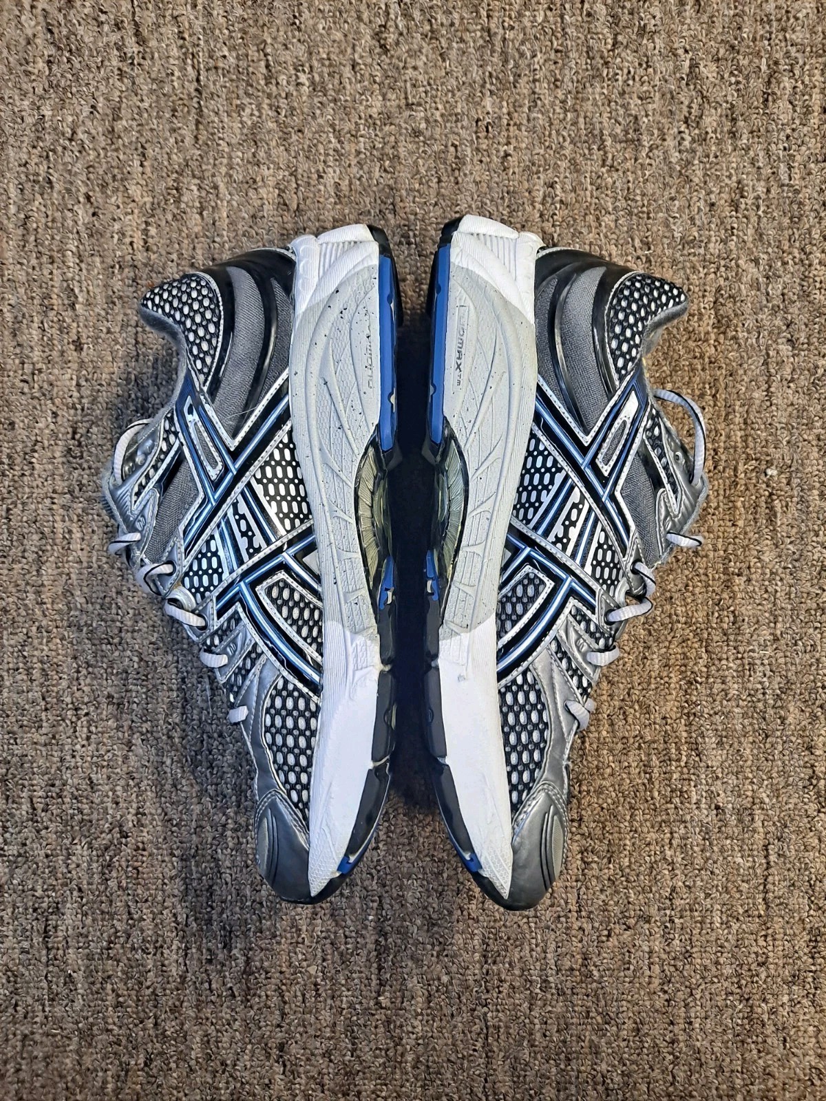 ASICS Gel-Kayano 16, T000N-9990, Size 8.5, Onyx/Black/Royal