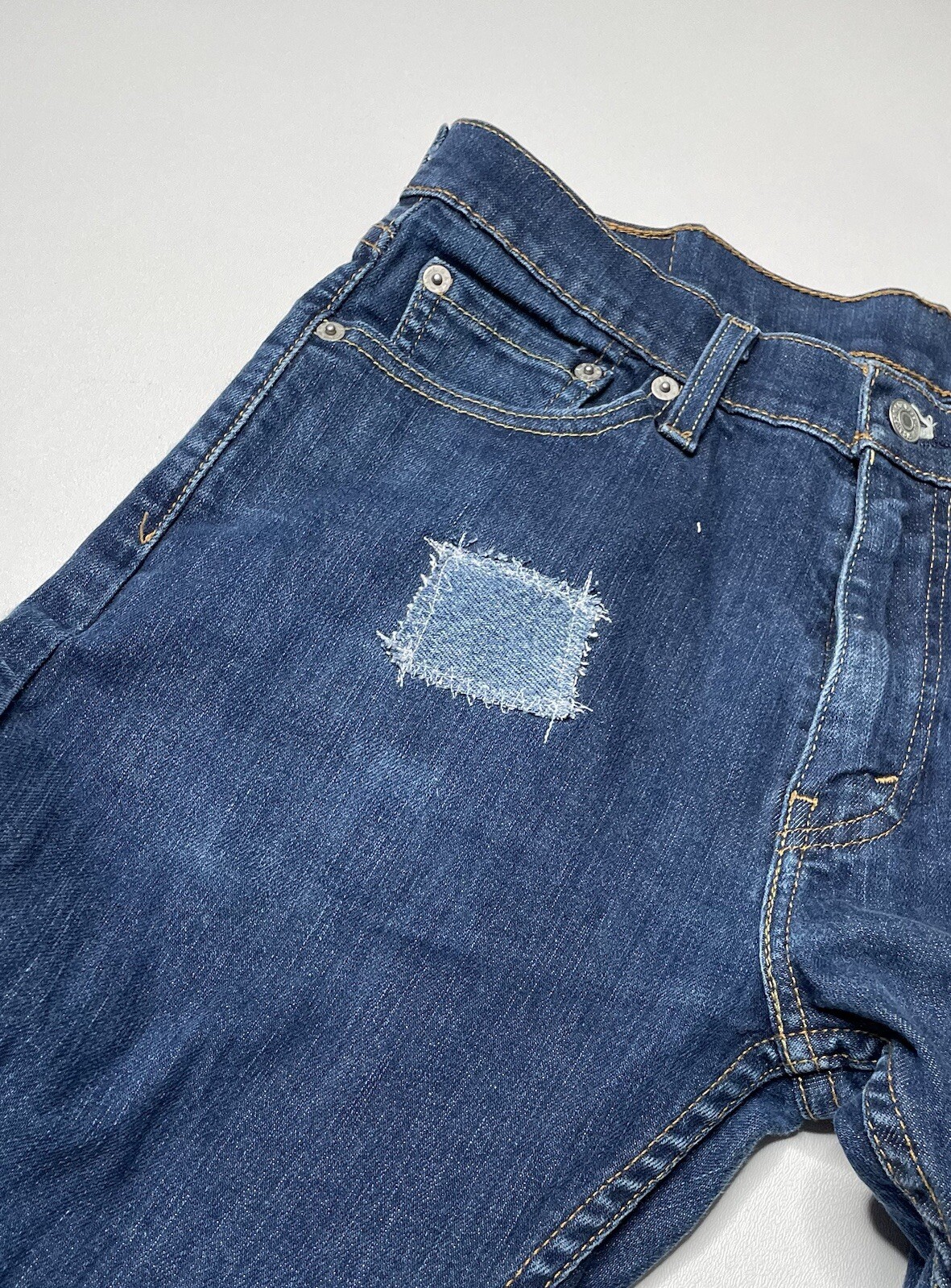 Vintage Wash Levi’s 513 Slim Straight Leg Denim Blue Jeans 30 x 31