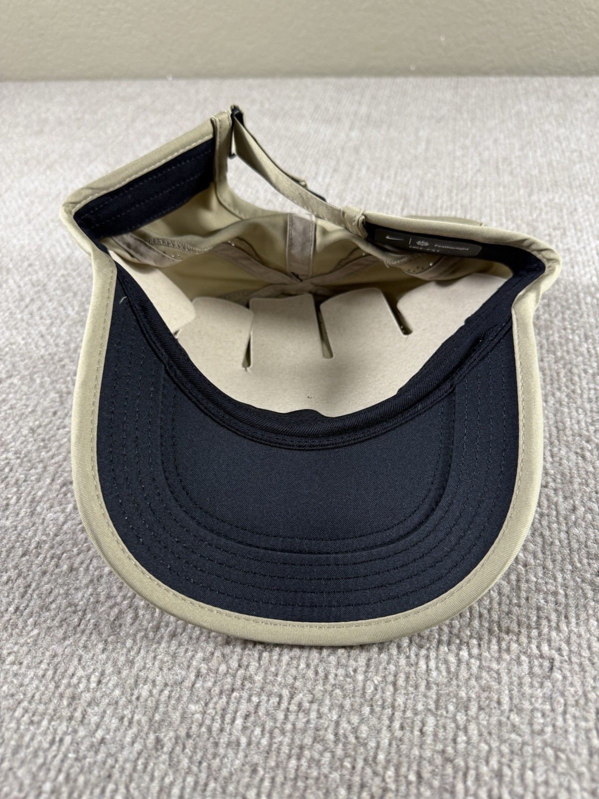 Nike Dri-Fit AeroBill Team Featherlight Khaki CJ7082-247 Adjustable Running Hat