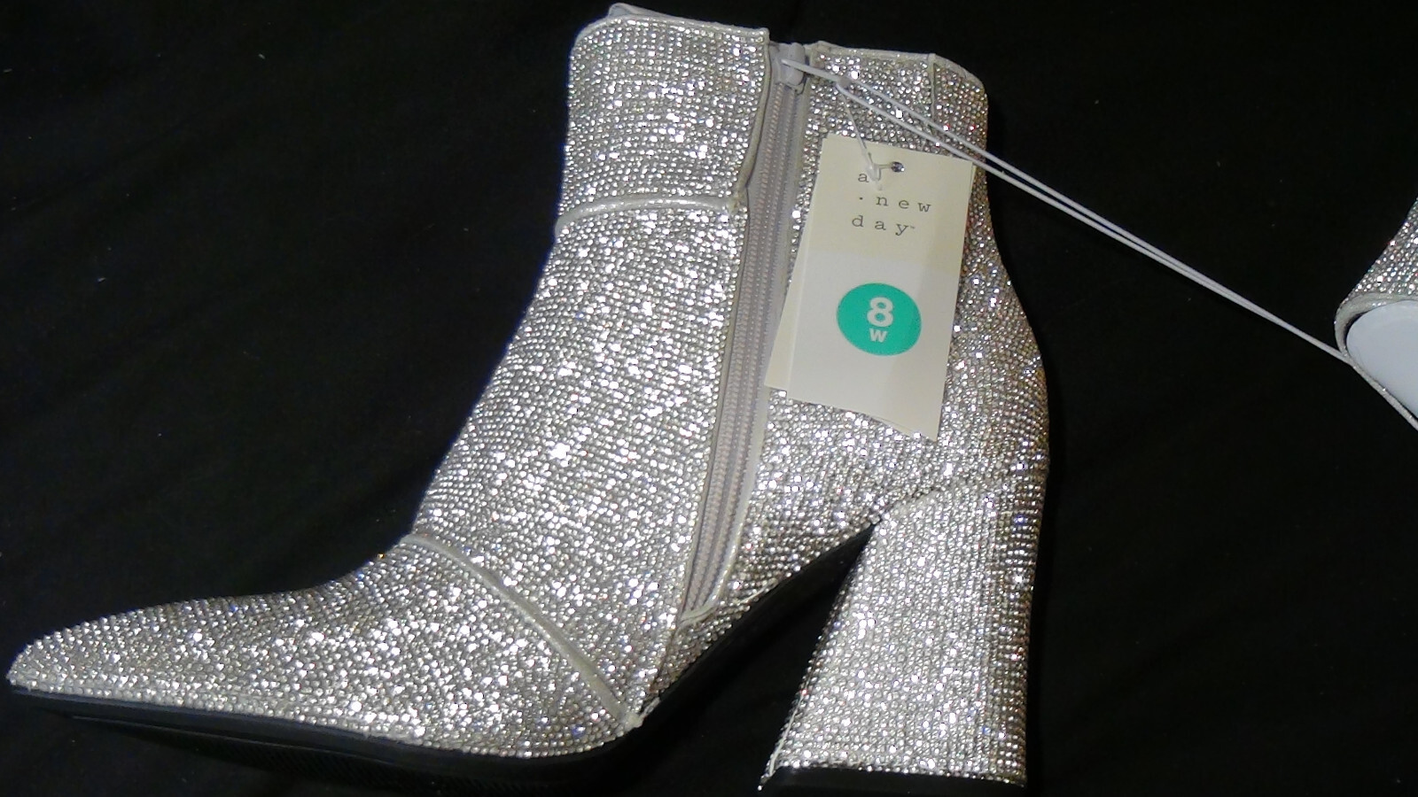 A New Day Cailin Womens Rhinestone Wide Width Ankle Boots Silver Size 7W