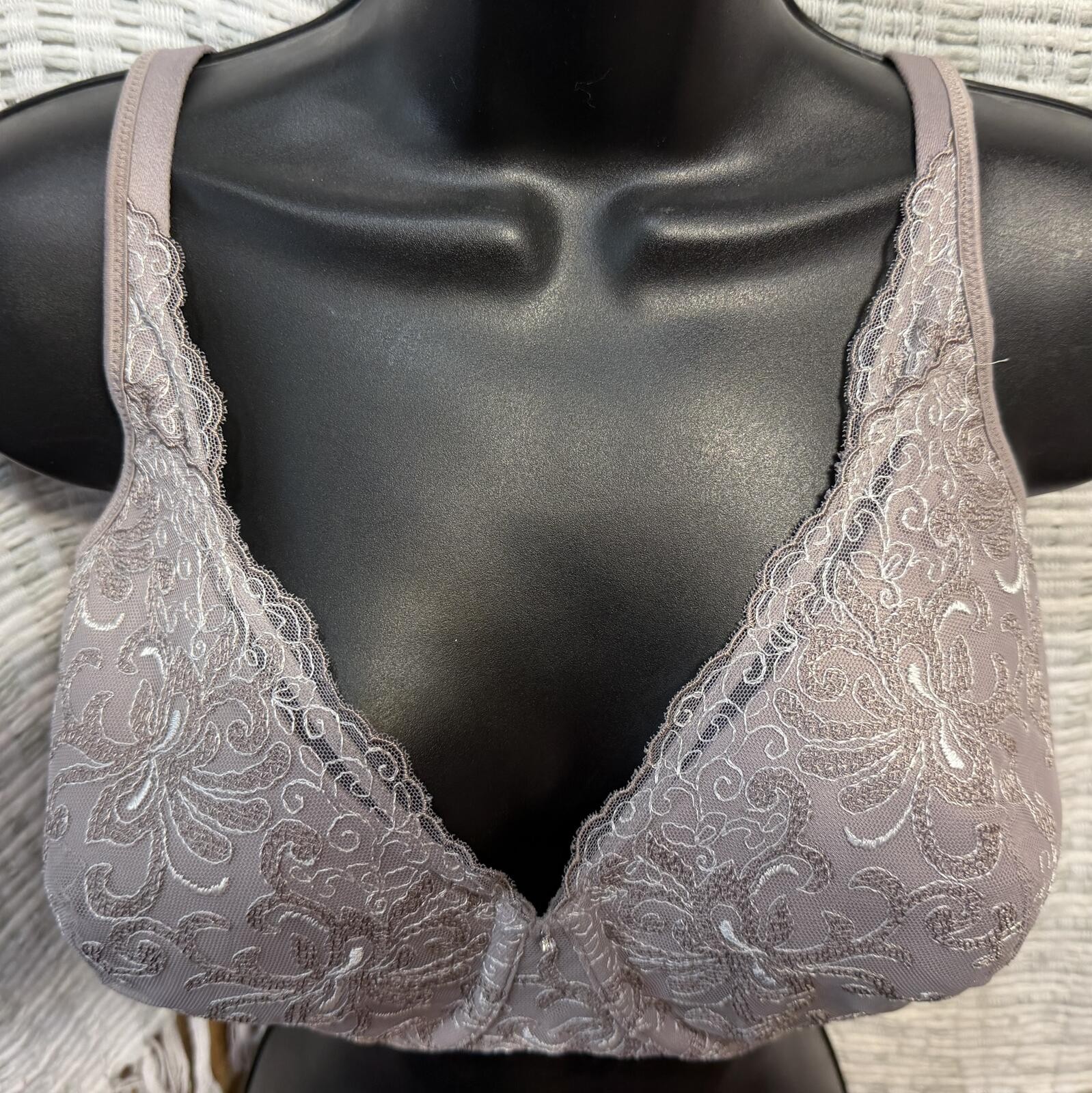 BRA Playtex 4513 Lace Underwire Bra 36DD Taupe Mauve