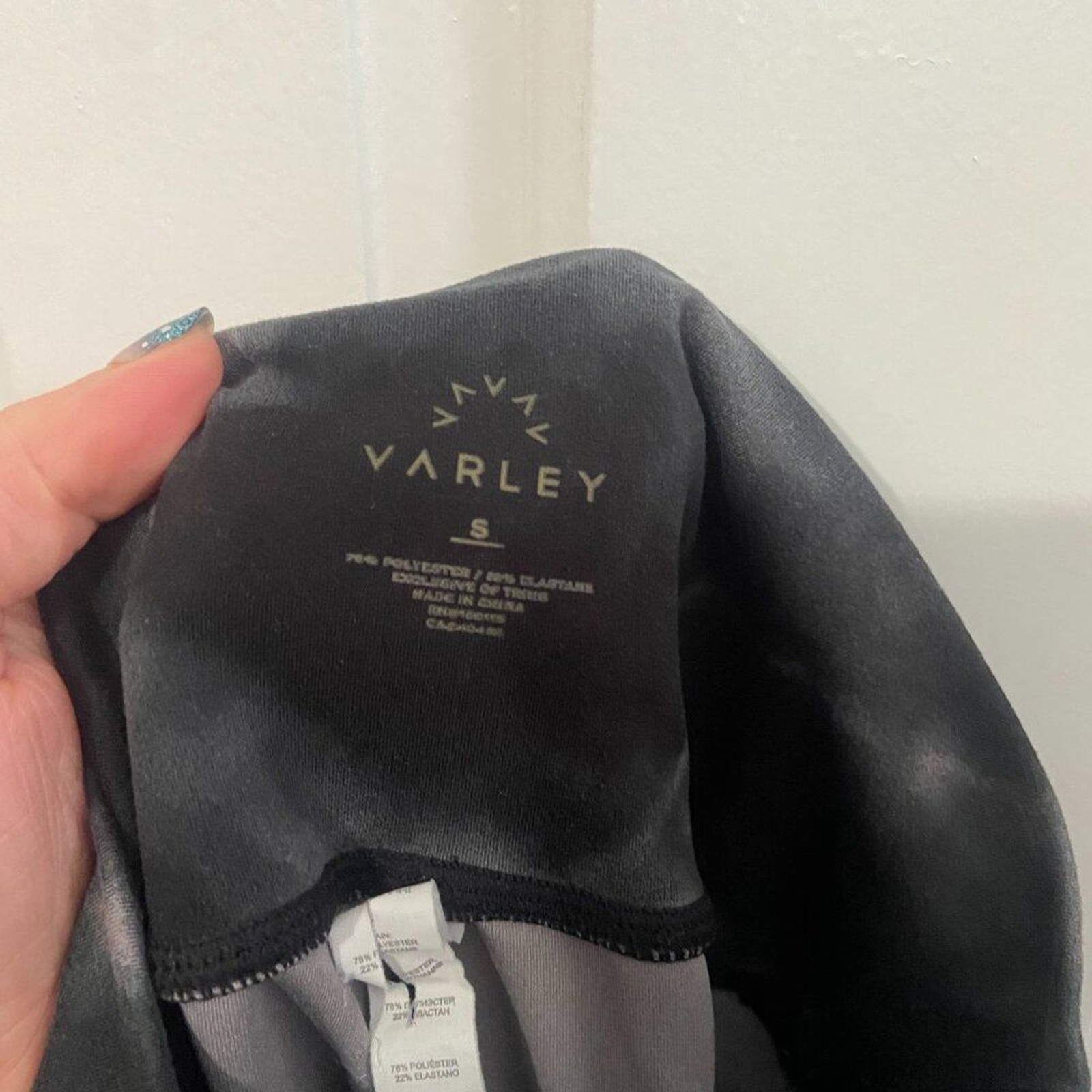 Varley Century Leggings in Black Tie Dye Full Length – Small