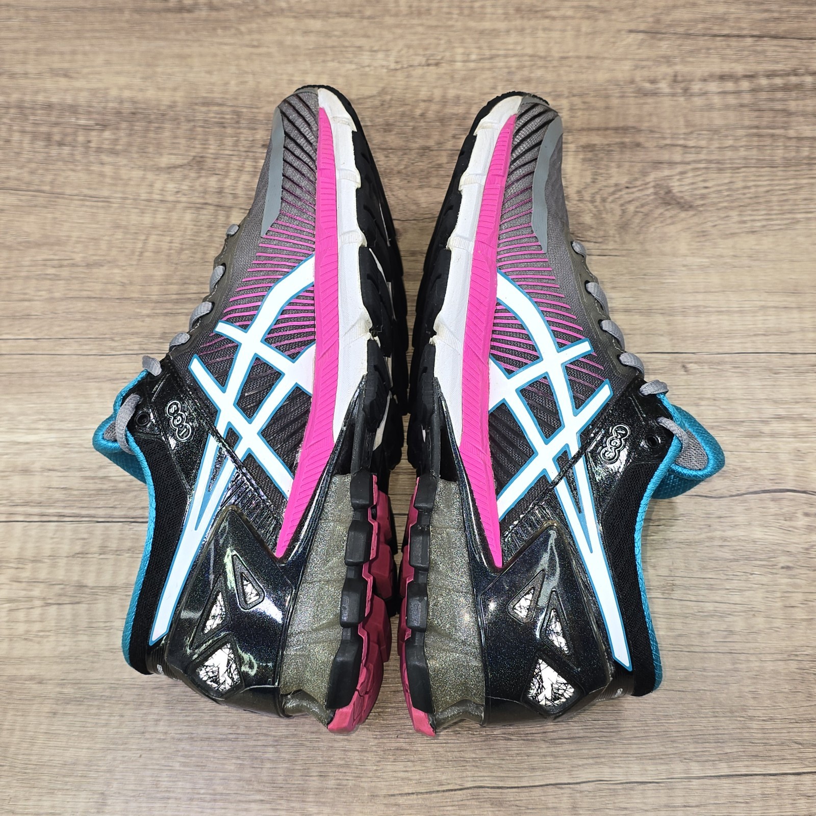 ASICS Gel-Kinsei 6 Women’s Size 7.5 Black Gray Pink Blue Running Shoes (T694N)