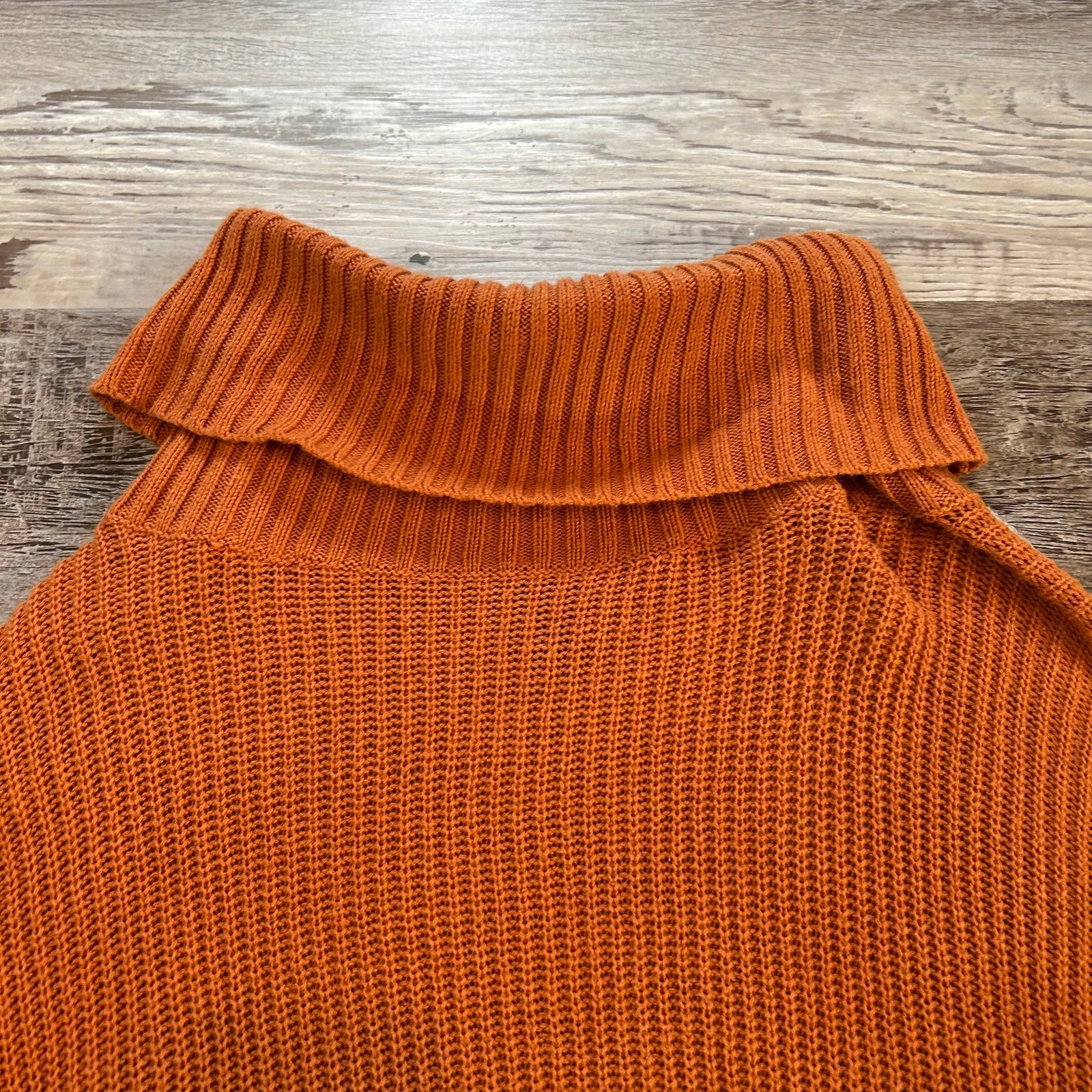 Splendid Colorblock Turtleneck Sweater Beige Orange Navy Cropped Knit Medium