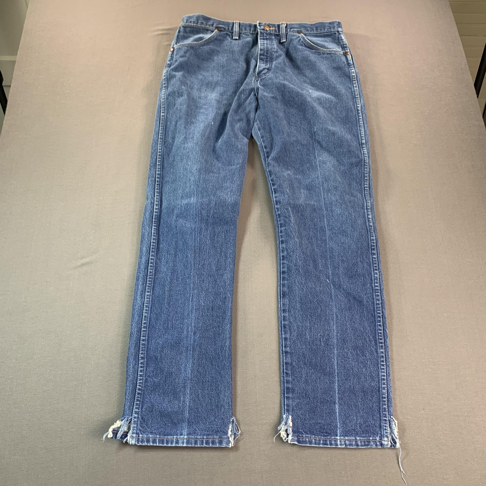 Vintage Wrangler Cowboy Cut Jeans Mens 38×32 Blue Denim 13MWZ USA Workwear