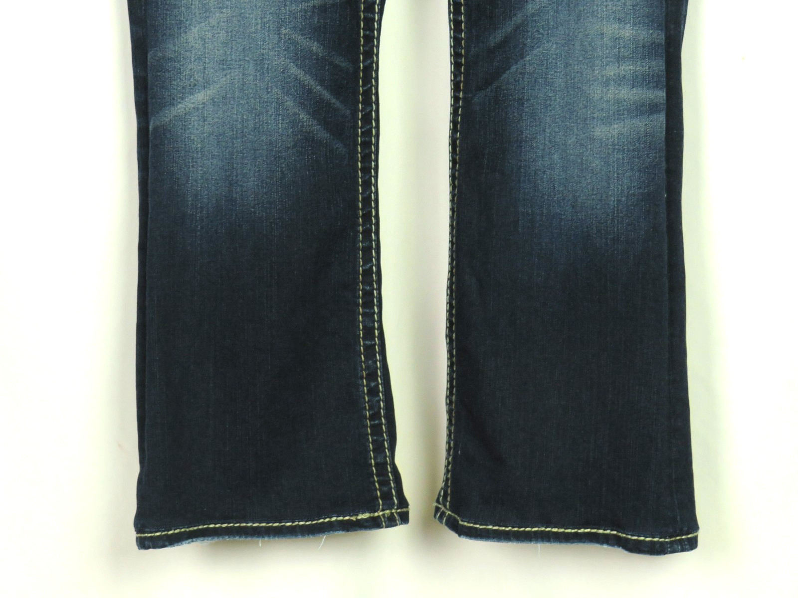 Silver SUKI Slim Boot Cut FLUD Denim Flap Pocket Stretch Jeans Women’s 31