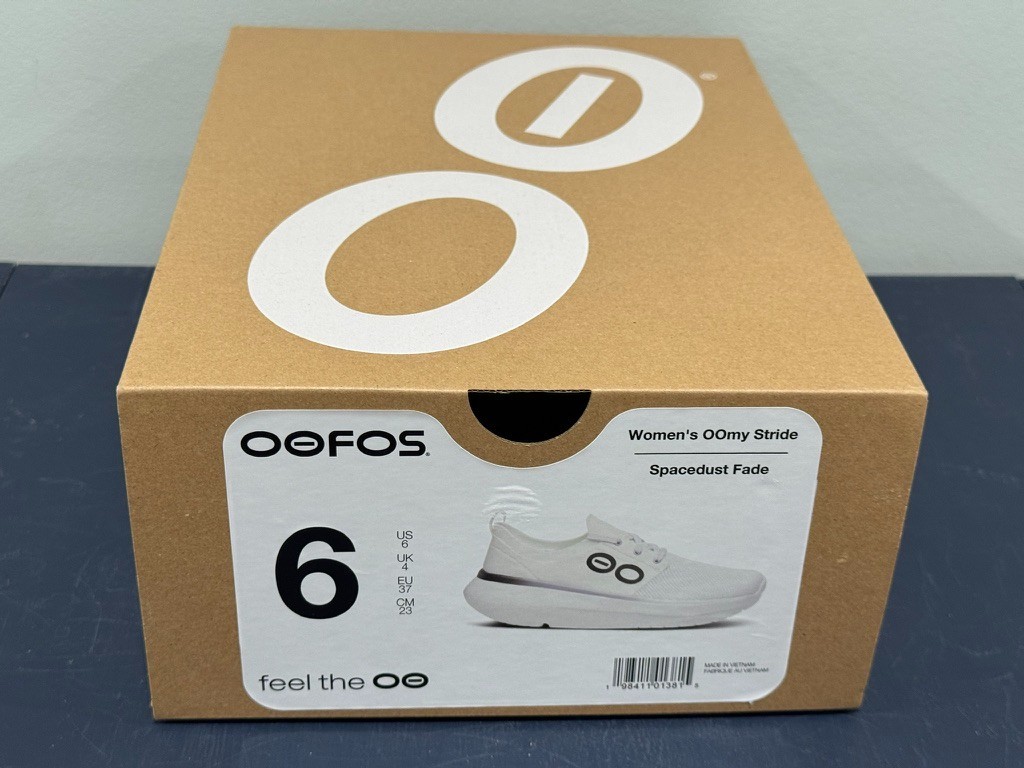 Oofos Women’s Oomy Stride Spacedust Fade Size 6