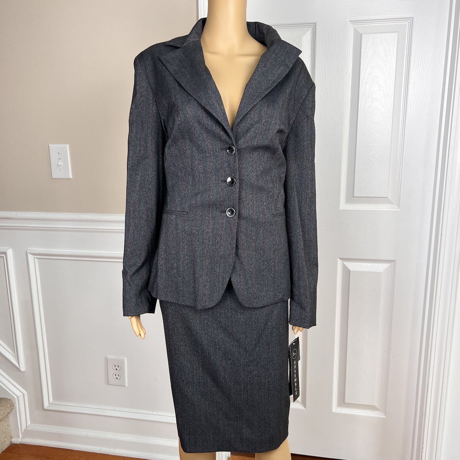 Larry Levine Polyester Rayon Stretch Skirt Suit Size 18 Charcoal Gray 2PC New