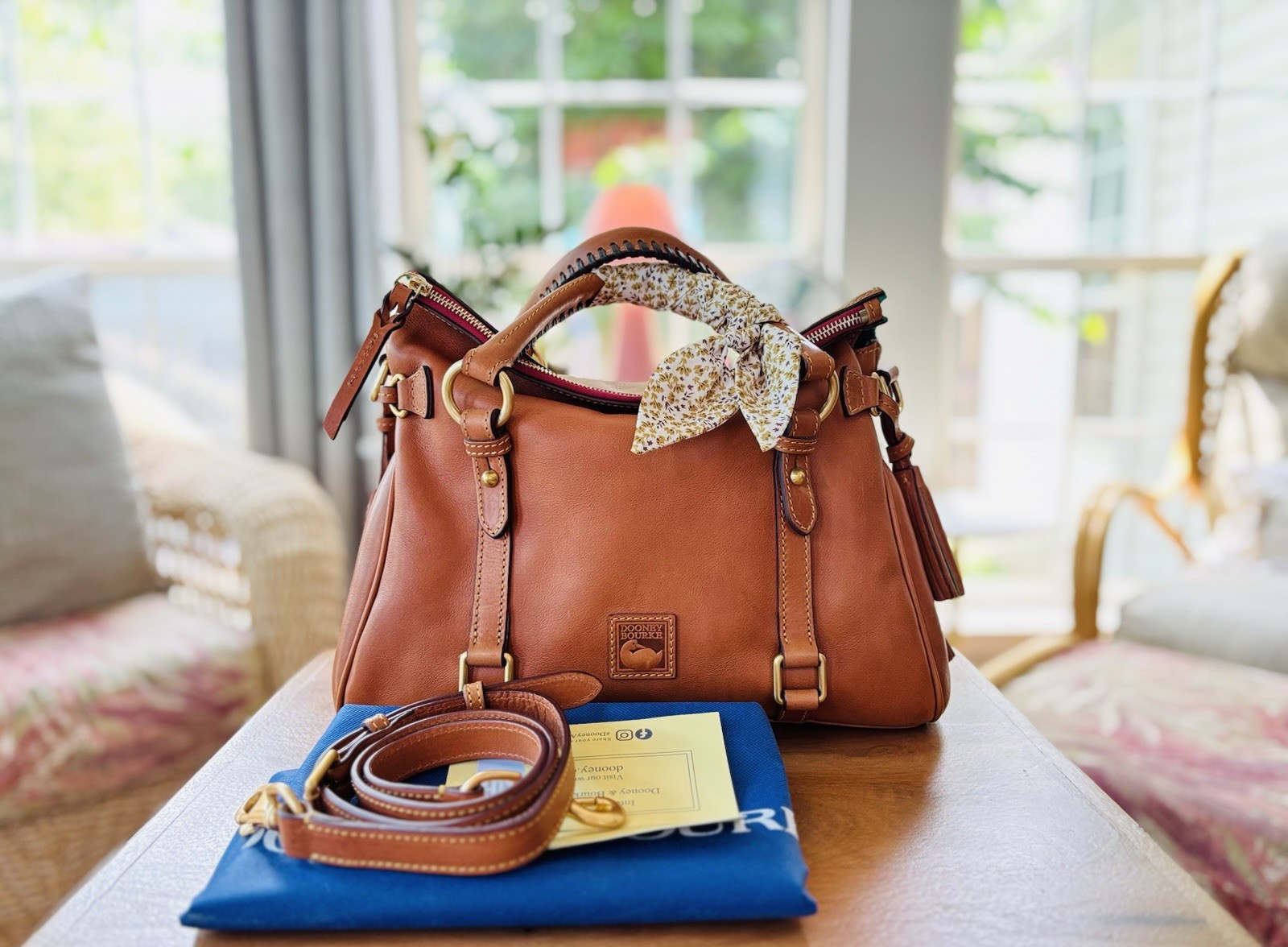 Dooney & Bourke Florentine Leather Large Satchel Handbag Natural 🤎