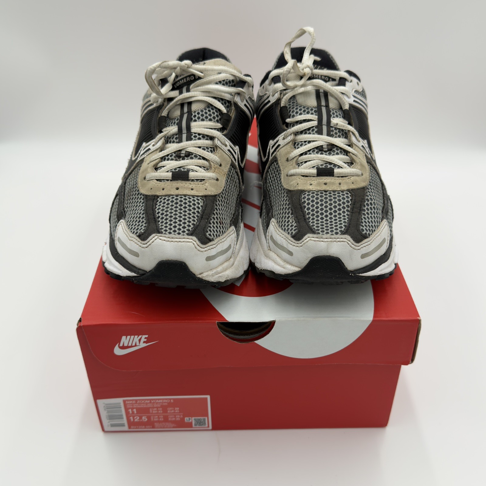 Nike Zoom Vomero 5 SE SP Dark Grey Black White Men’s Size 10.5 CI1694-001