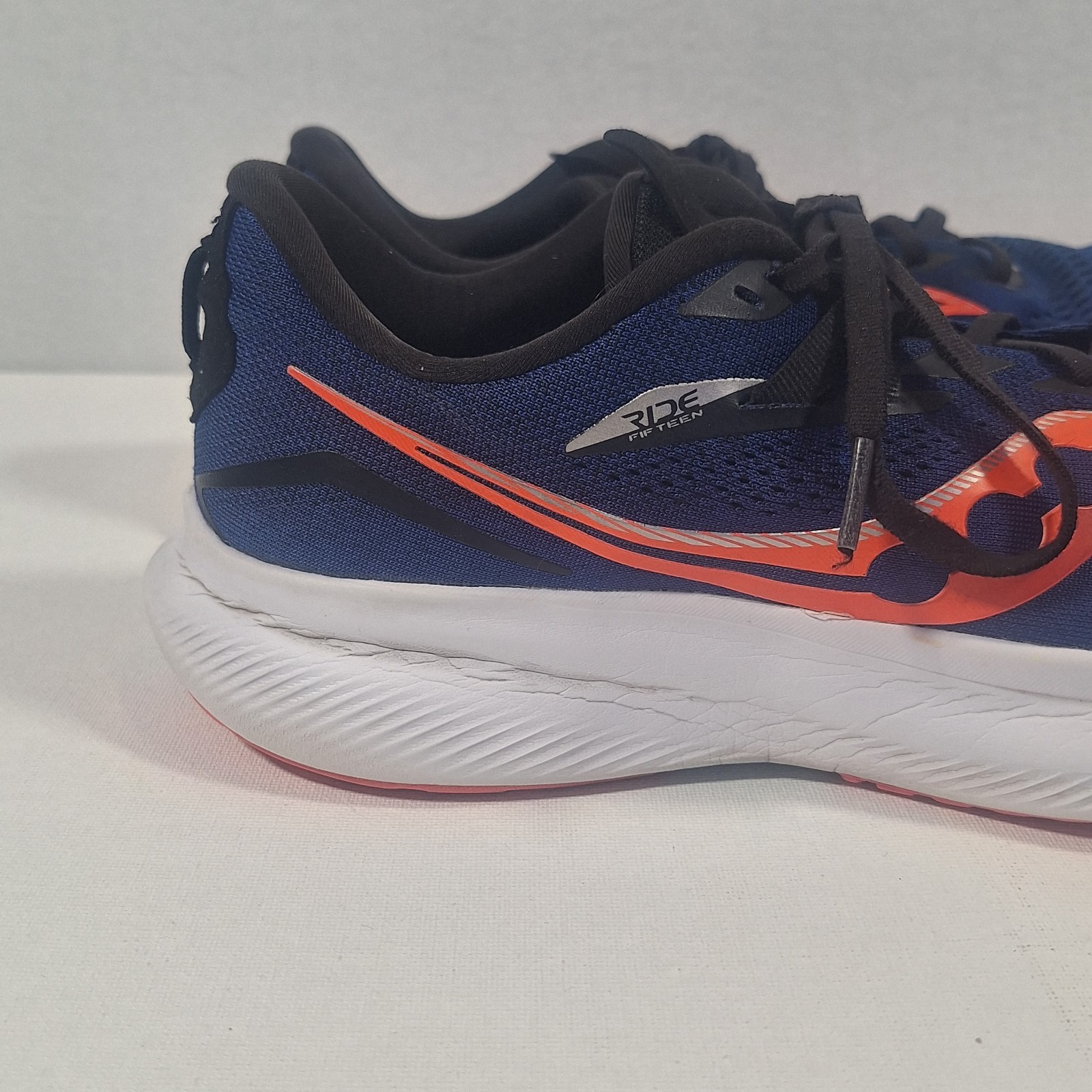 Saucony Ride 15 Men’s Size 10.5 Navy Silver Running Sneakers Athletic Shoes EUC