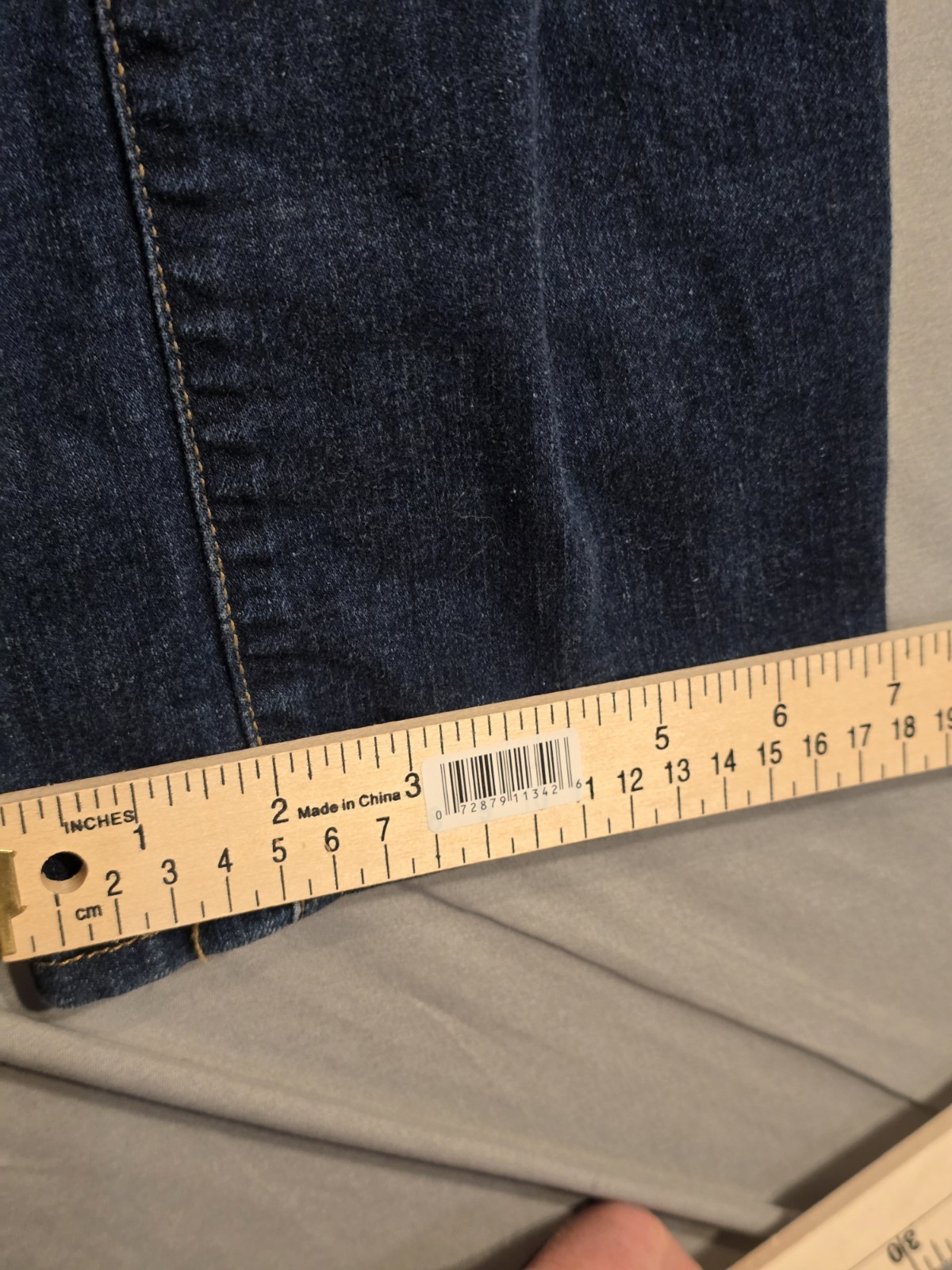 Eddie Bauer Slightly Curvy Jeans Womens 12 Blue Straight Stretch Denim