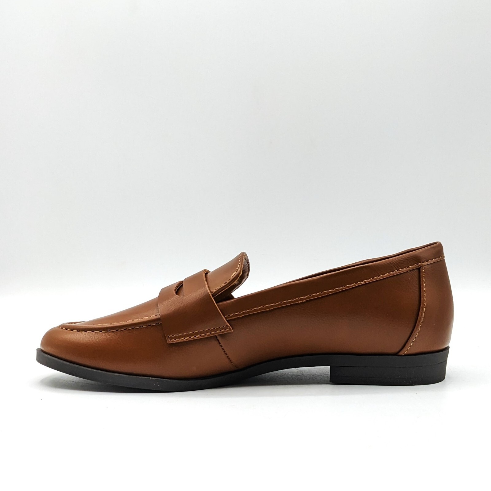 Kensie “Gitty” Women’s Slip-On Penny Loafer w/Padded Footbed (Cognac) – NEW
