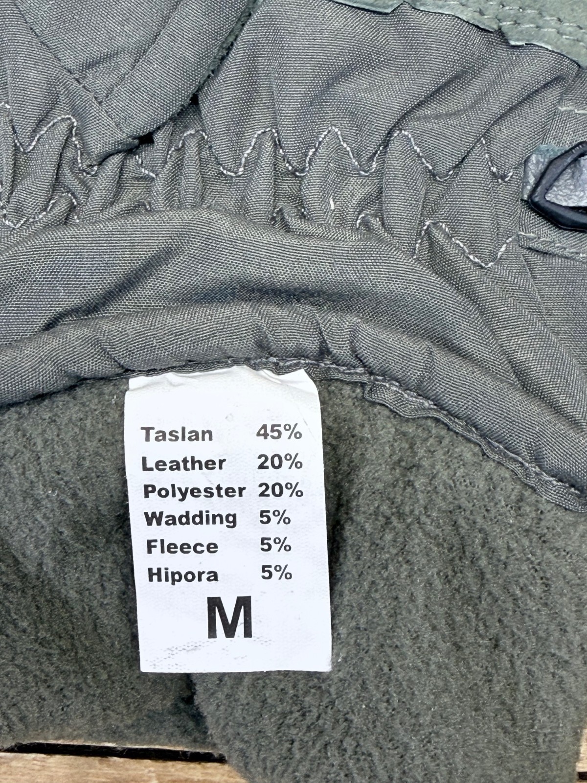 Mil-Tec Gloves Medium Men THINSULATE™ Fleece Lined Olive Green ~ NIP ~FREE S/H🚚