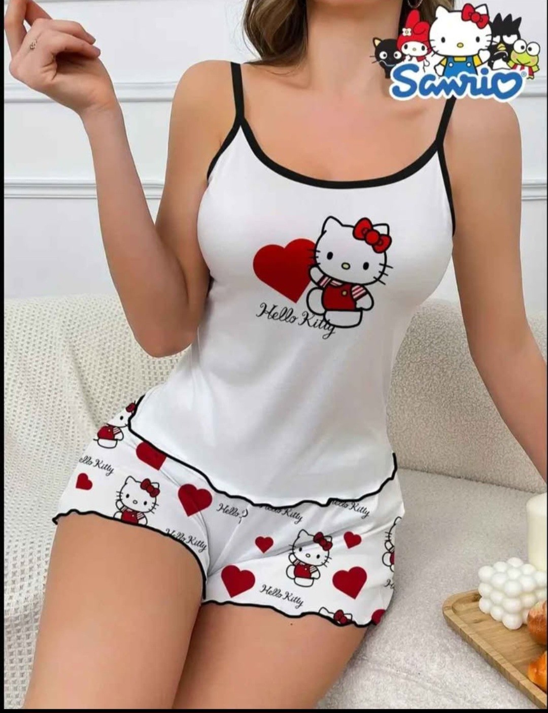 New 2pc Women’s Sanrio Hello Kitty Camisole Pajama Top & Shorts Size (M)